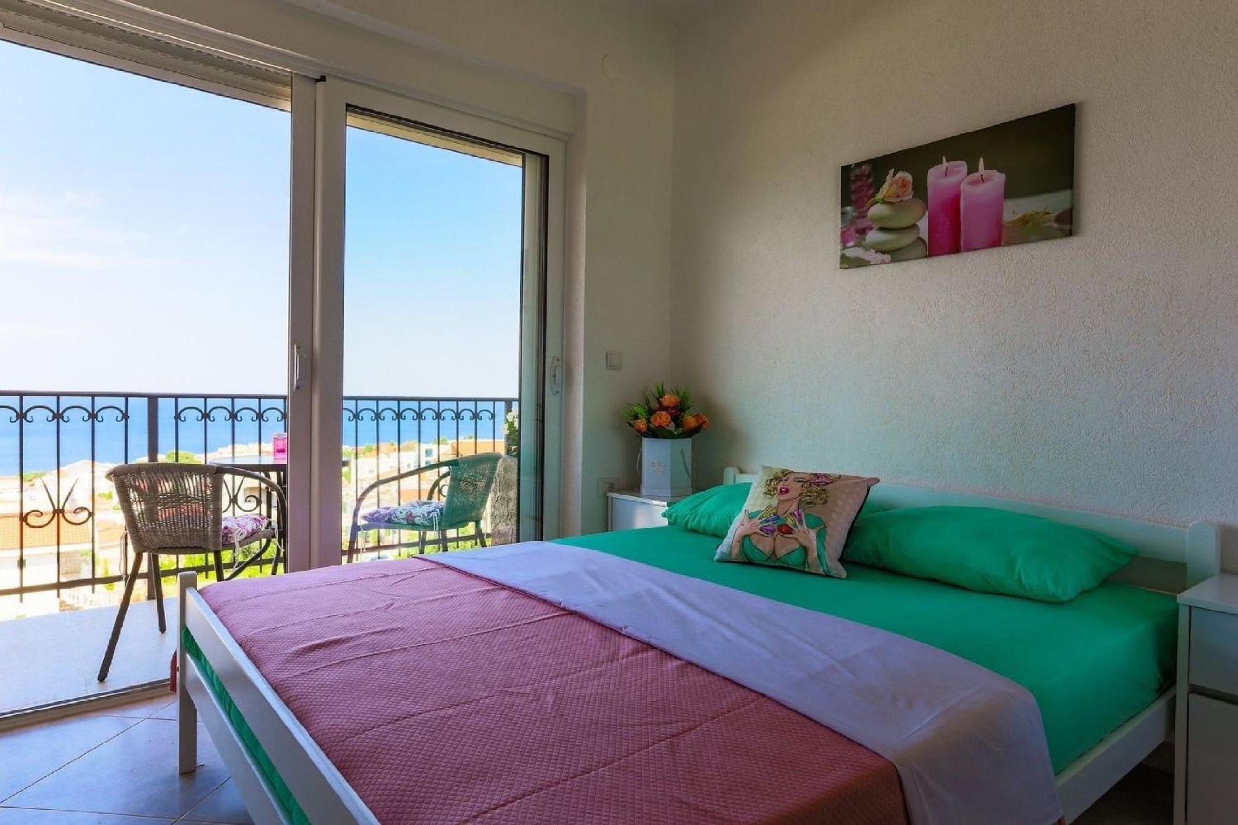 Studio With Seaview photo 1