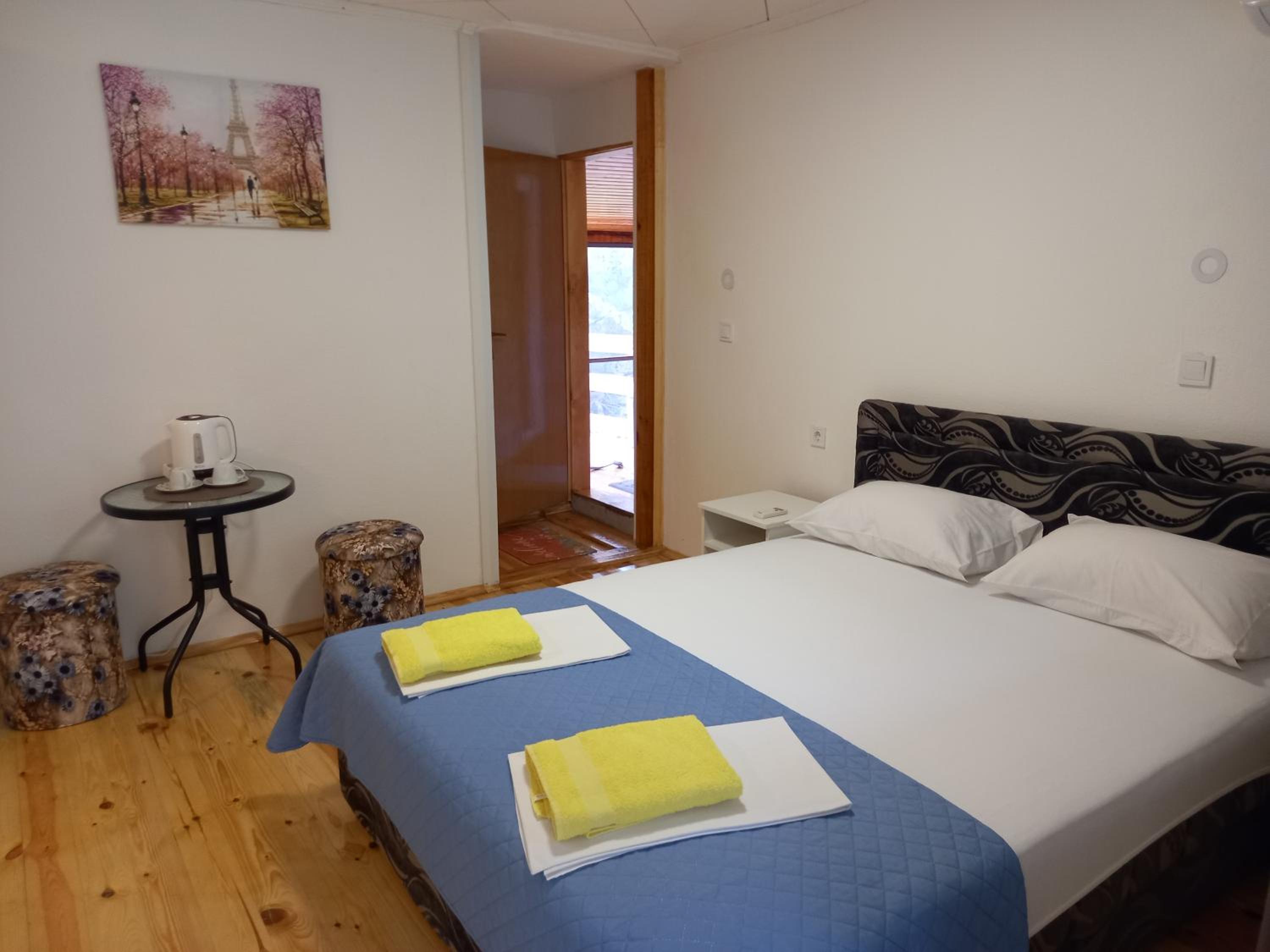 Double Room with Mountain View