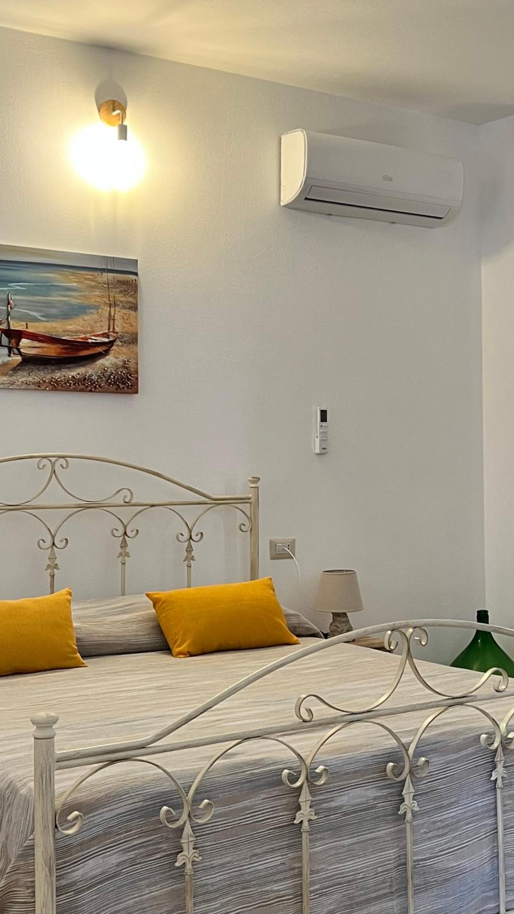 Double Room with Private Bathroom photo 2