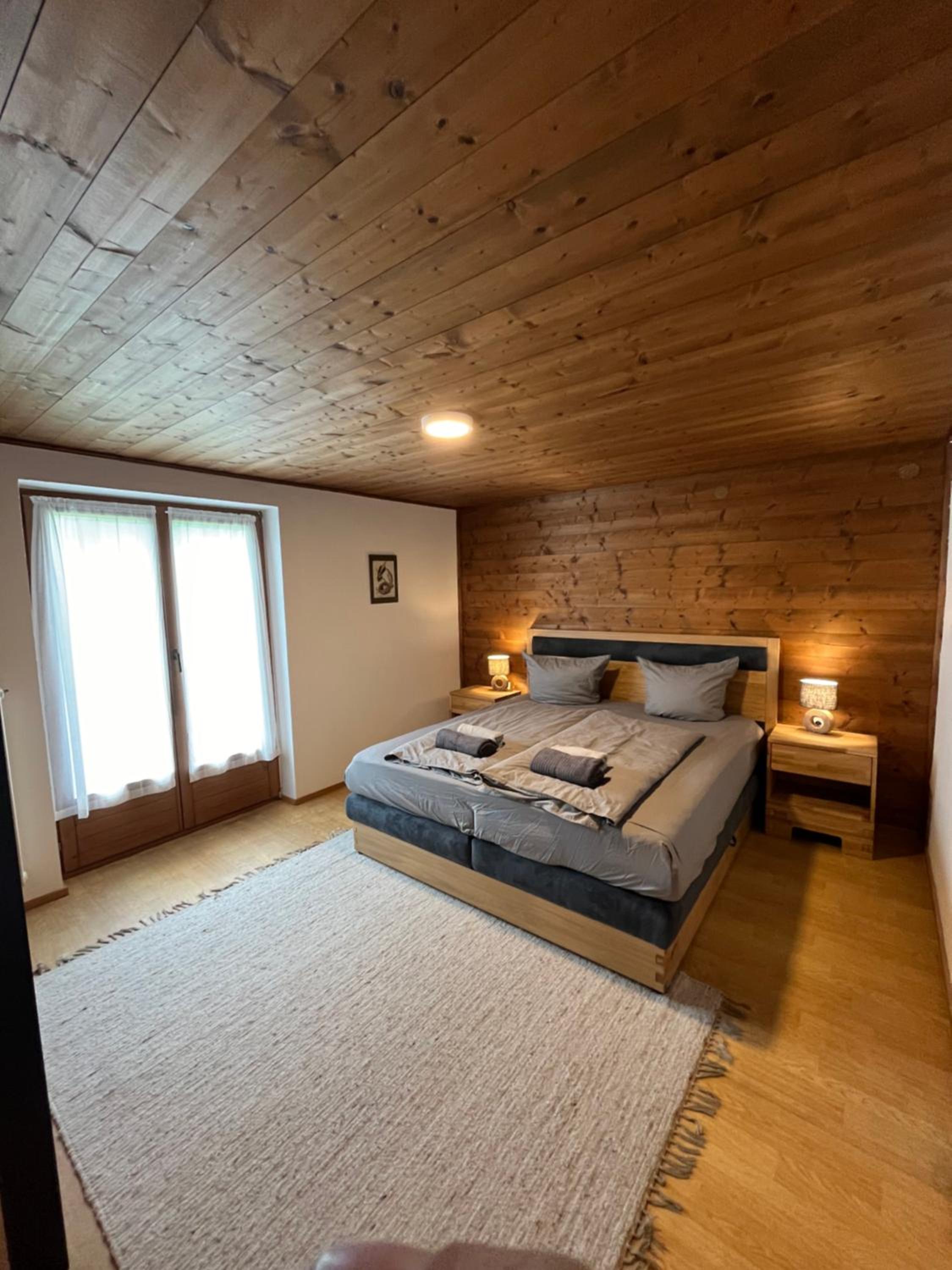 Three-Bedroom Apartment photo 1