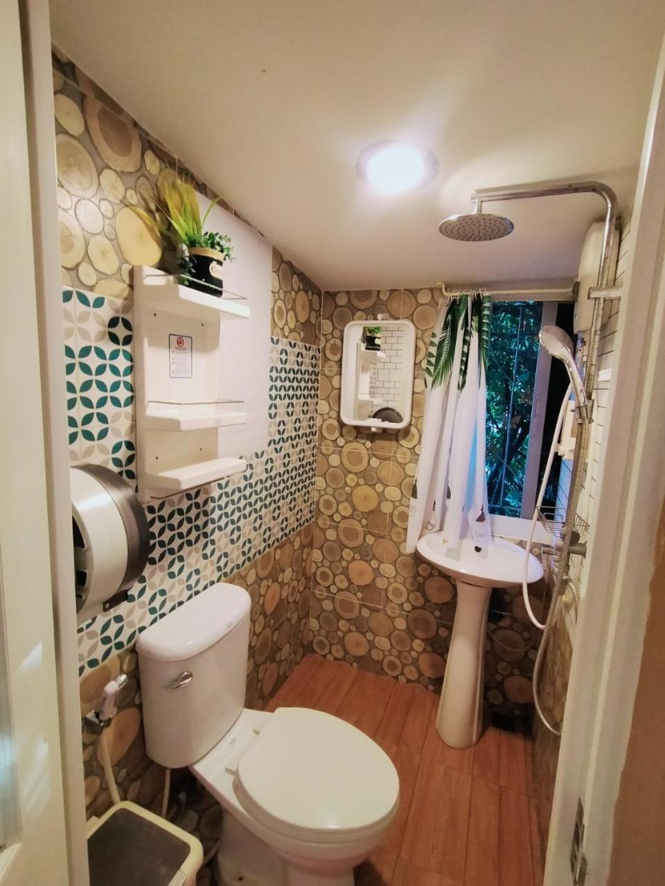 Standard Queen Room photo 3