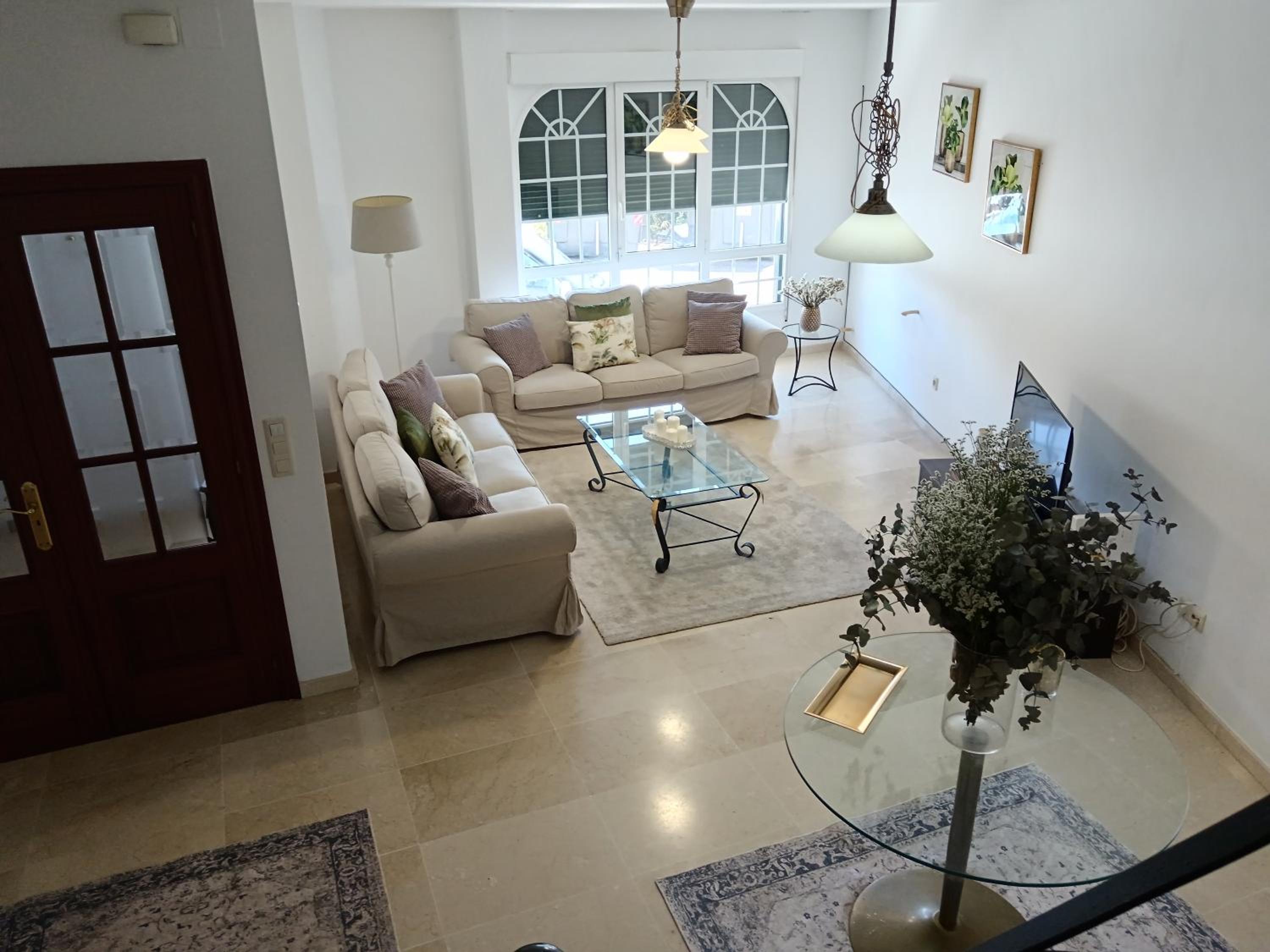 Casa de cinco habitaciones