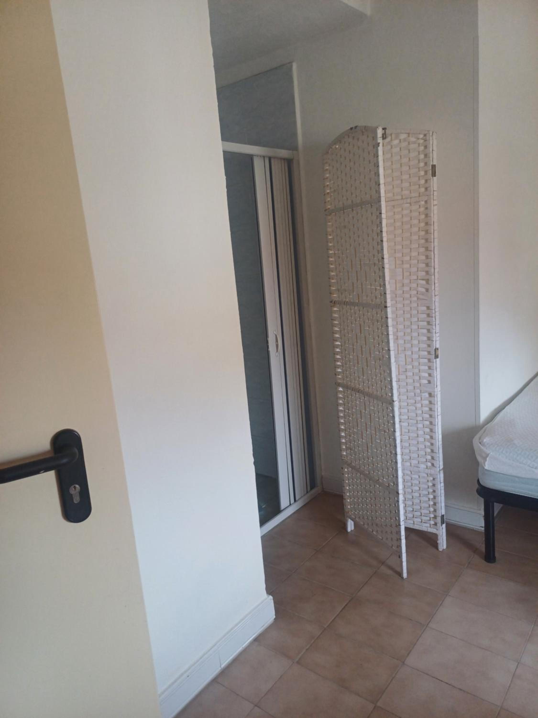 Camera Doppia con Letti Singoli con Bagno Privato