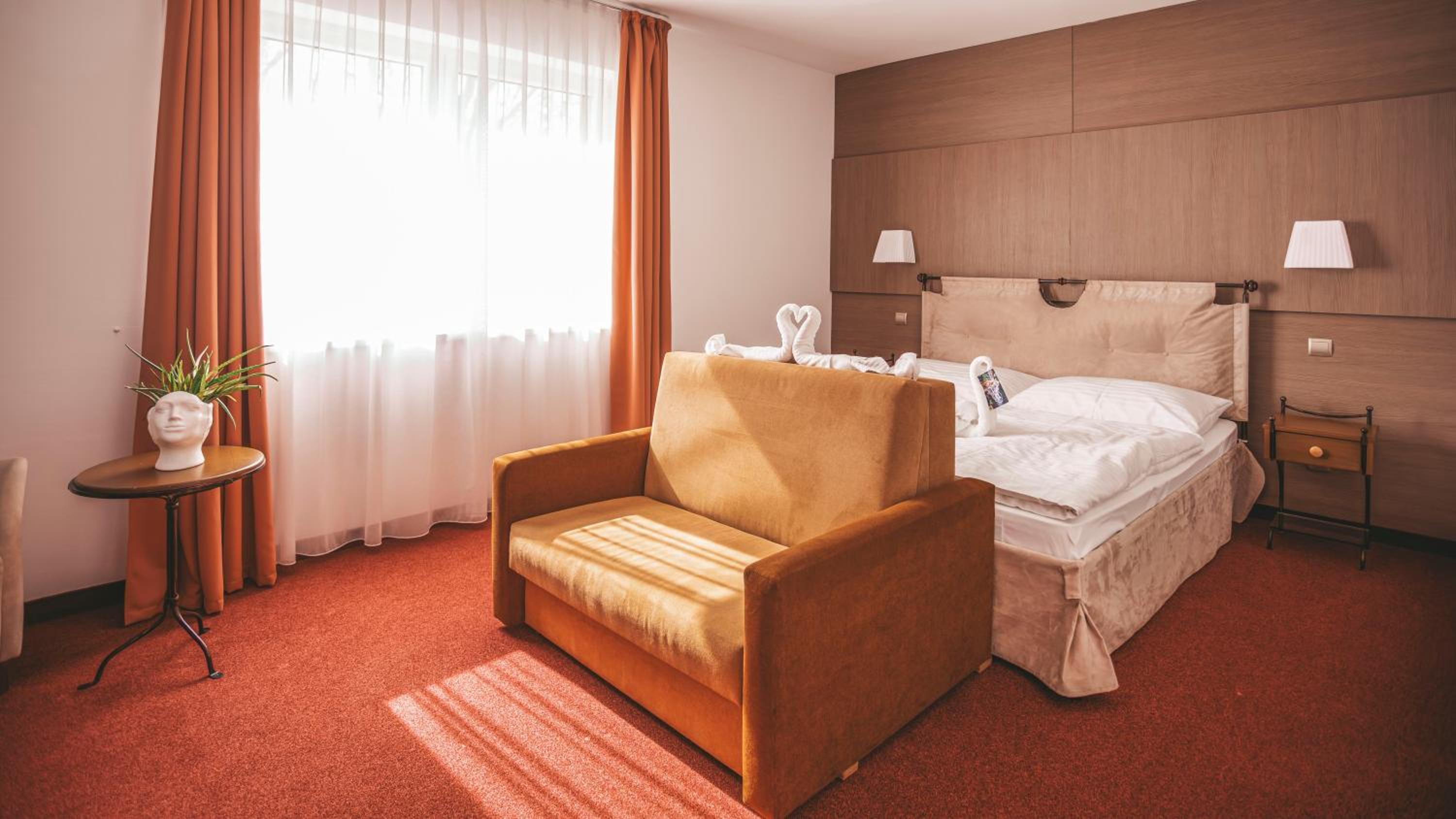 Double Room with Extra Bed - Photo 7