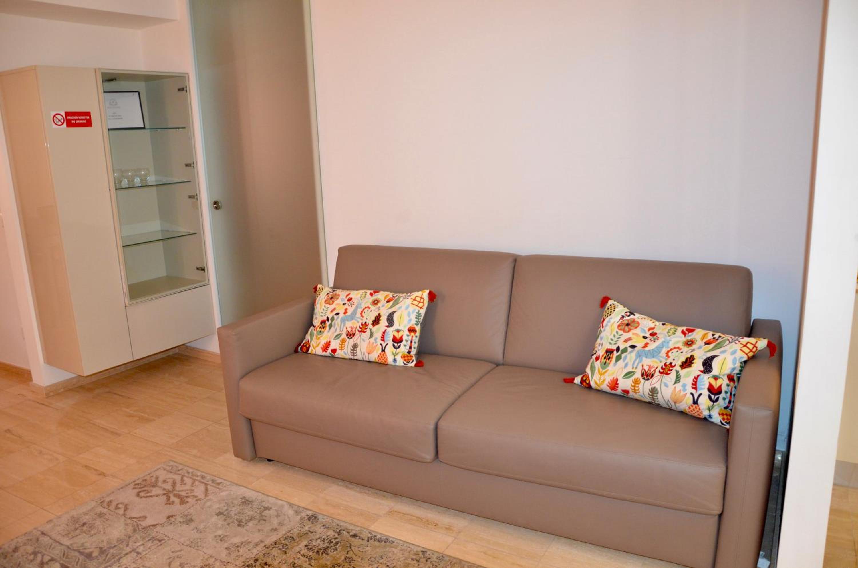 Deluxe Apartment - Photo 8