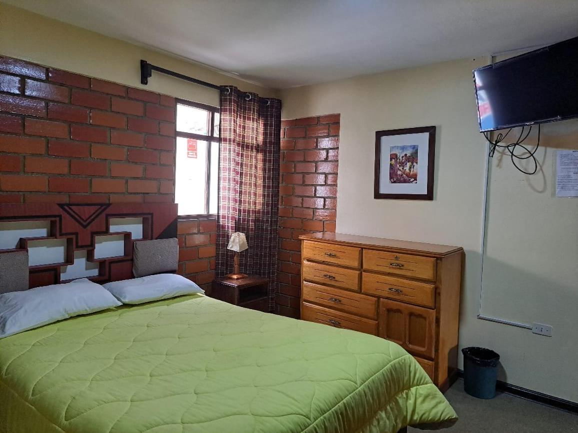 Deluxe Queen Room photo 2