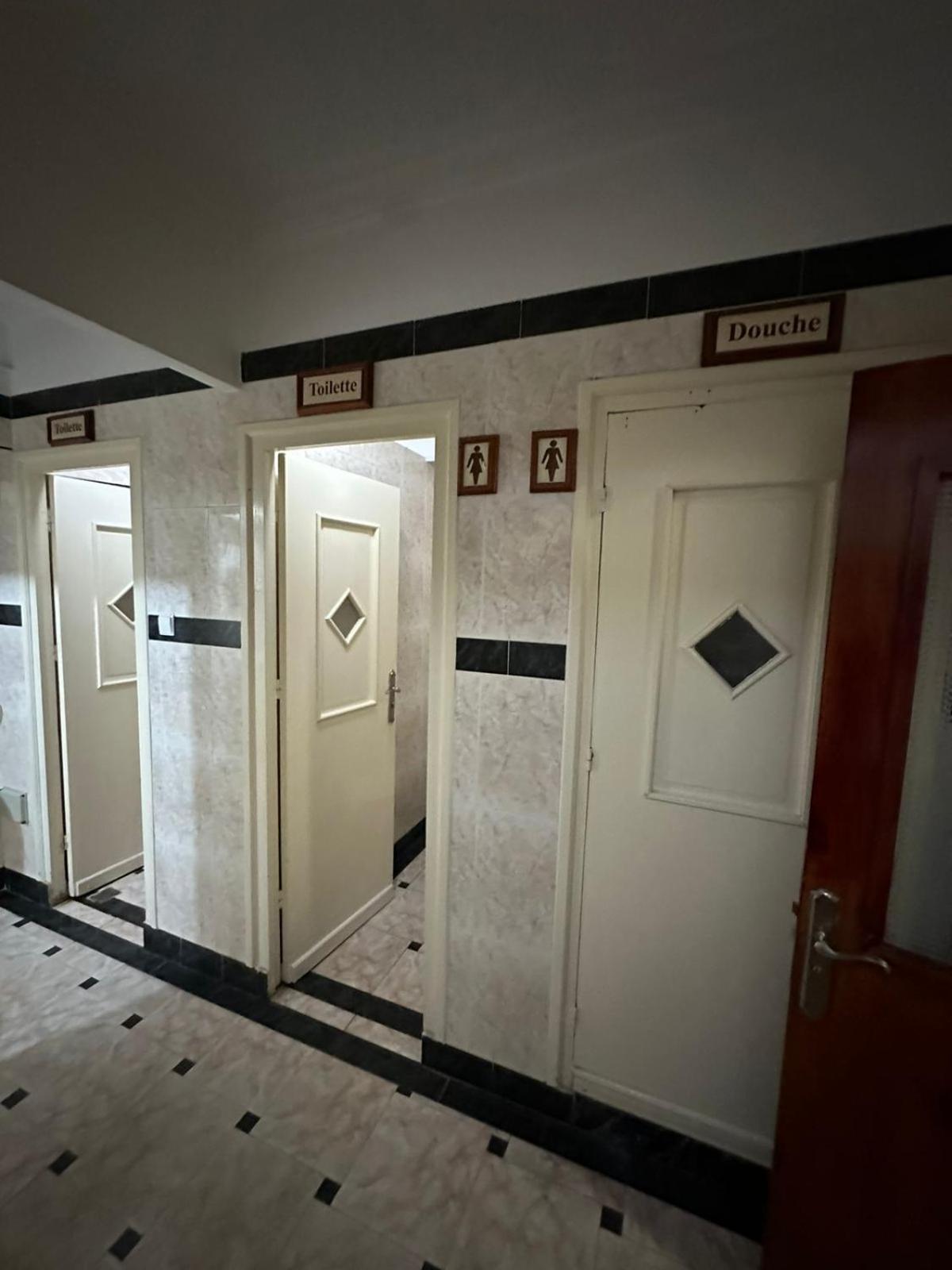 Quadruple Room with Shared Bathroom photo 2