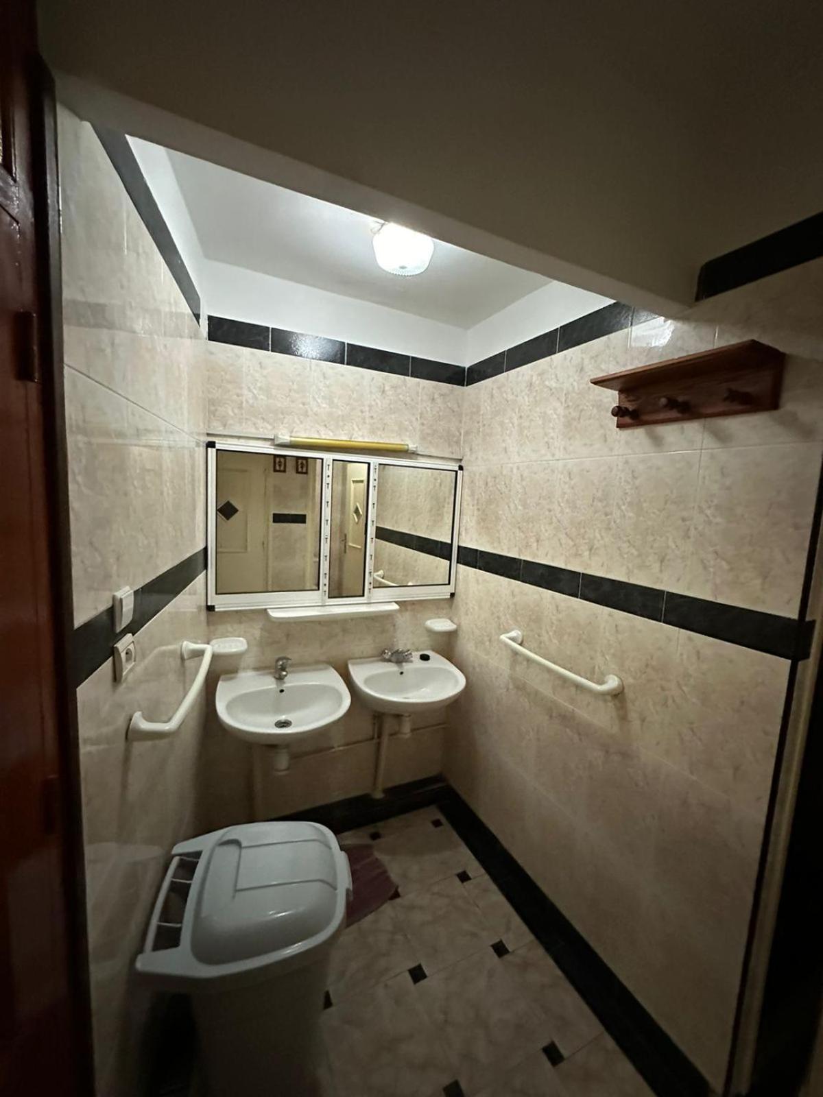 Quadruple Room with Shared Bathroom photo 1