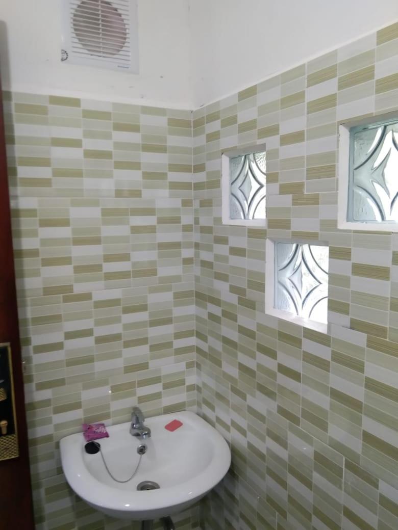 Double Or Twin Room With Bathroom photo 2