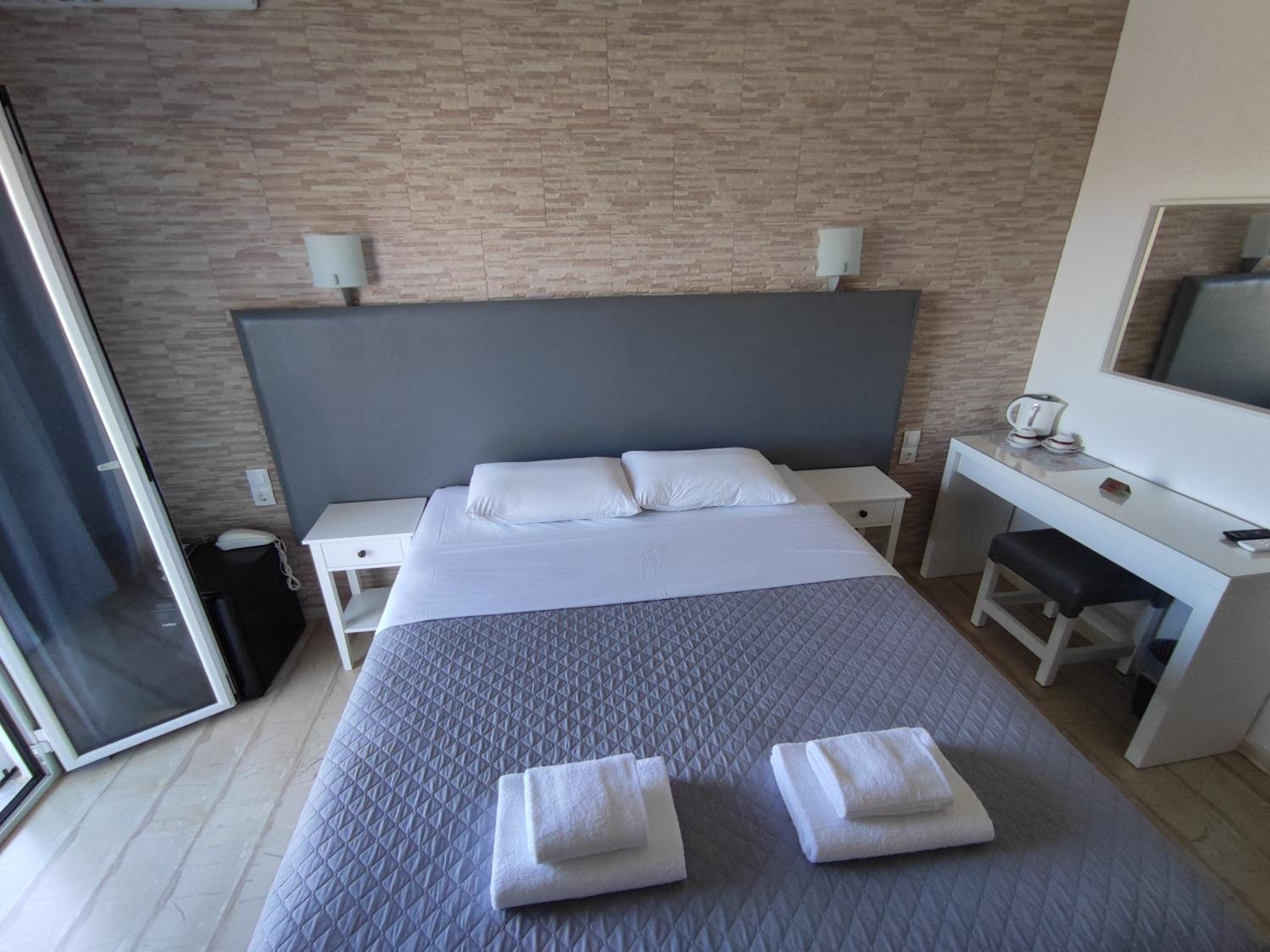 Double Room with Sea View photo 3