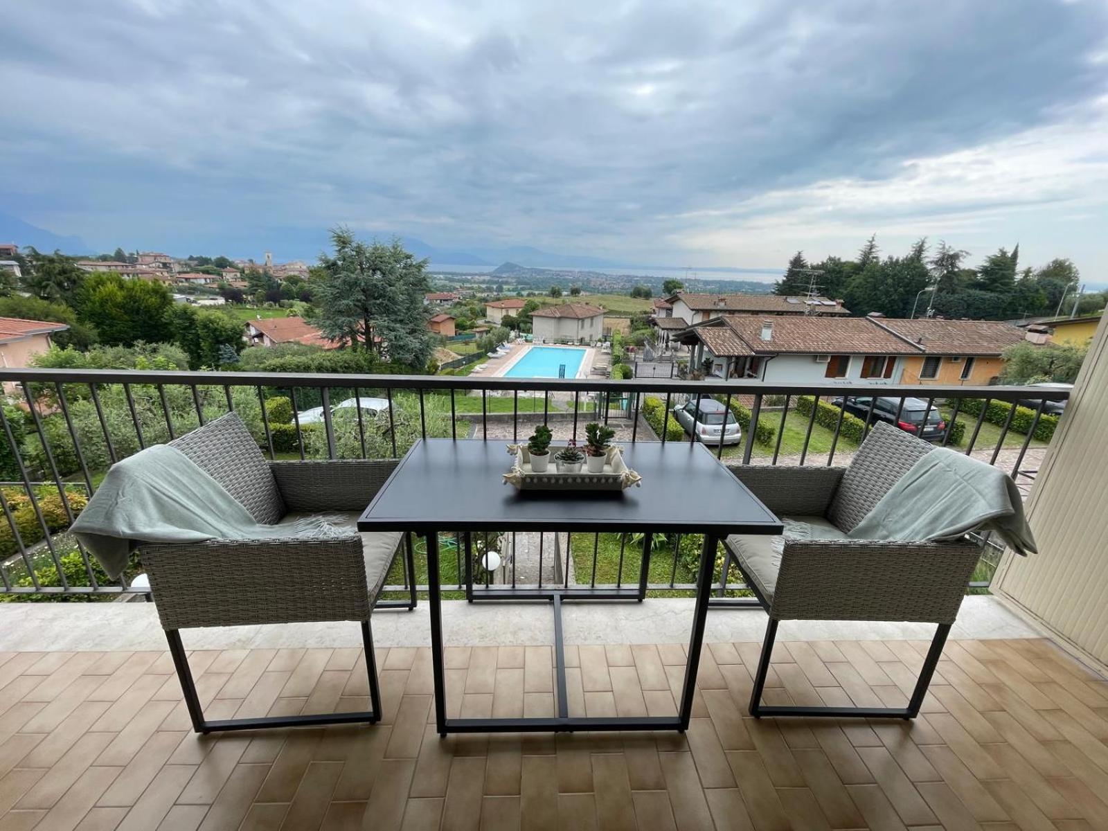 Superior One-Bedroom Apartment With Balcony photo 2