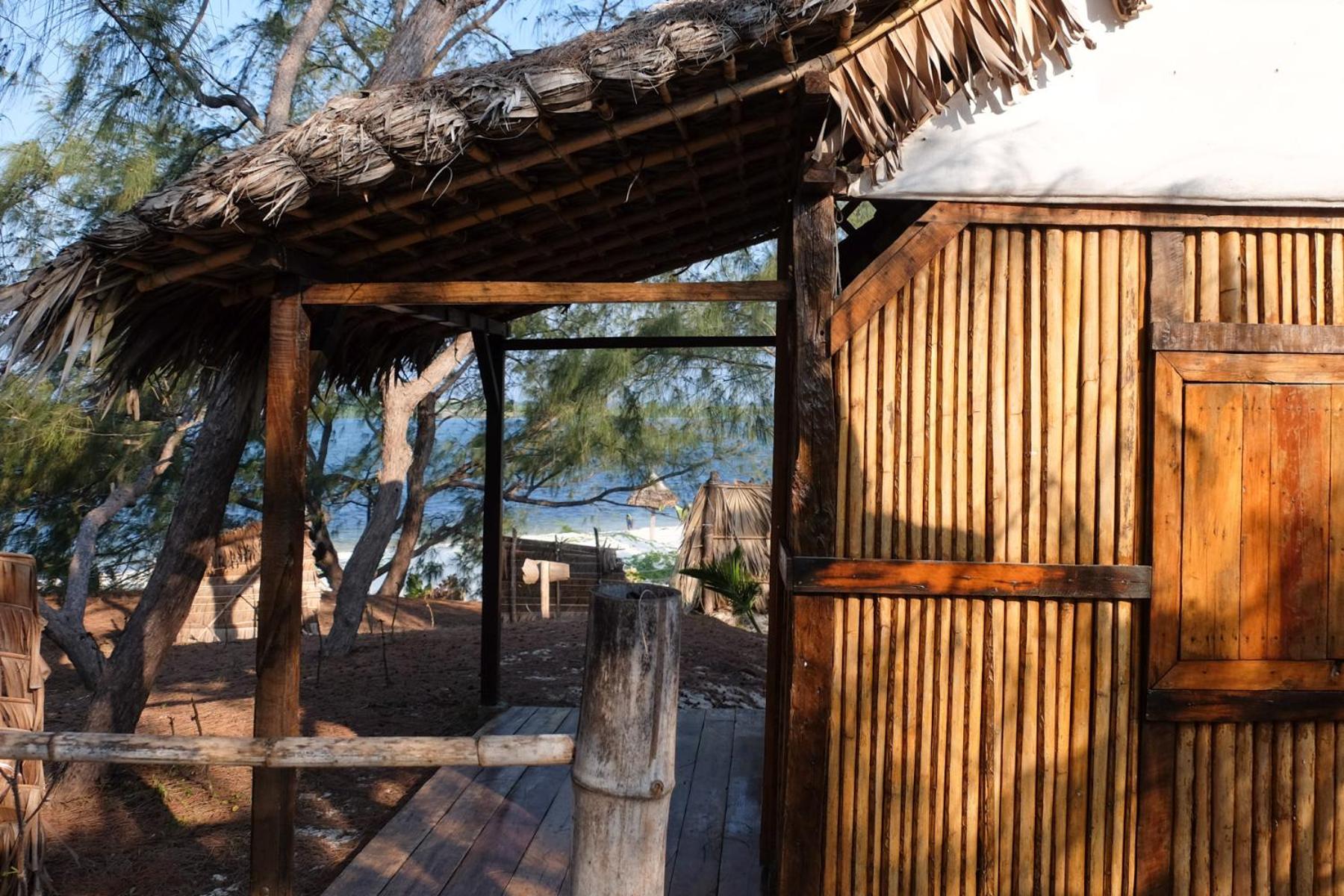 Bungalow with Sea View photo 2