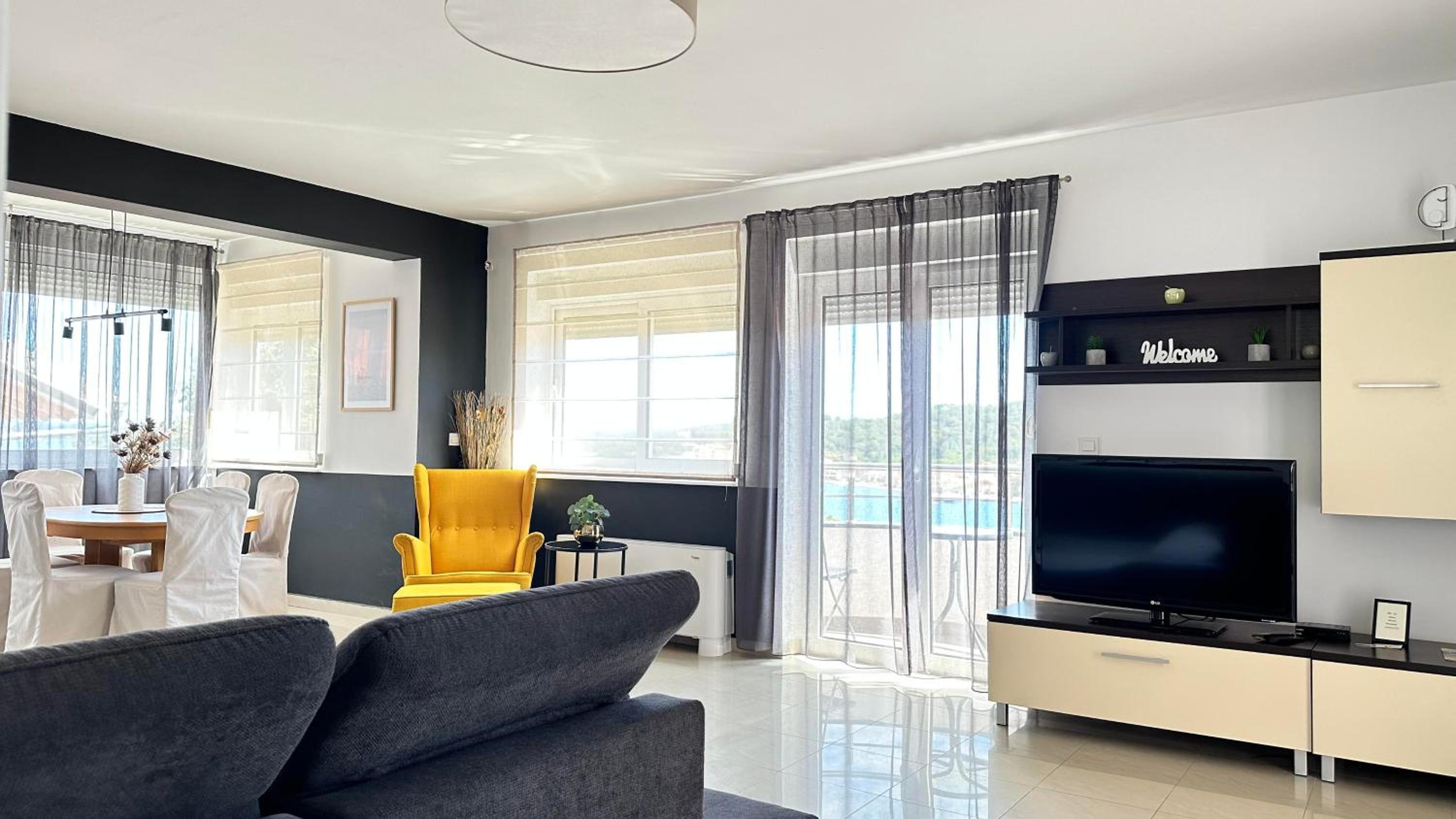 Apartment with Sea View photo 3