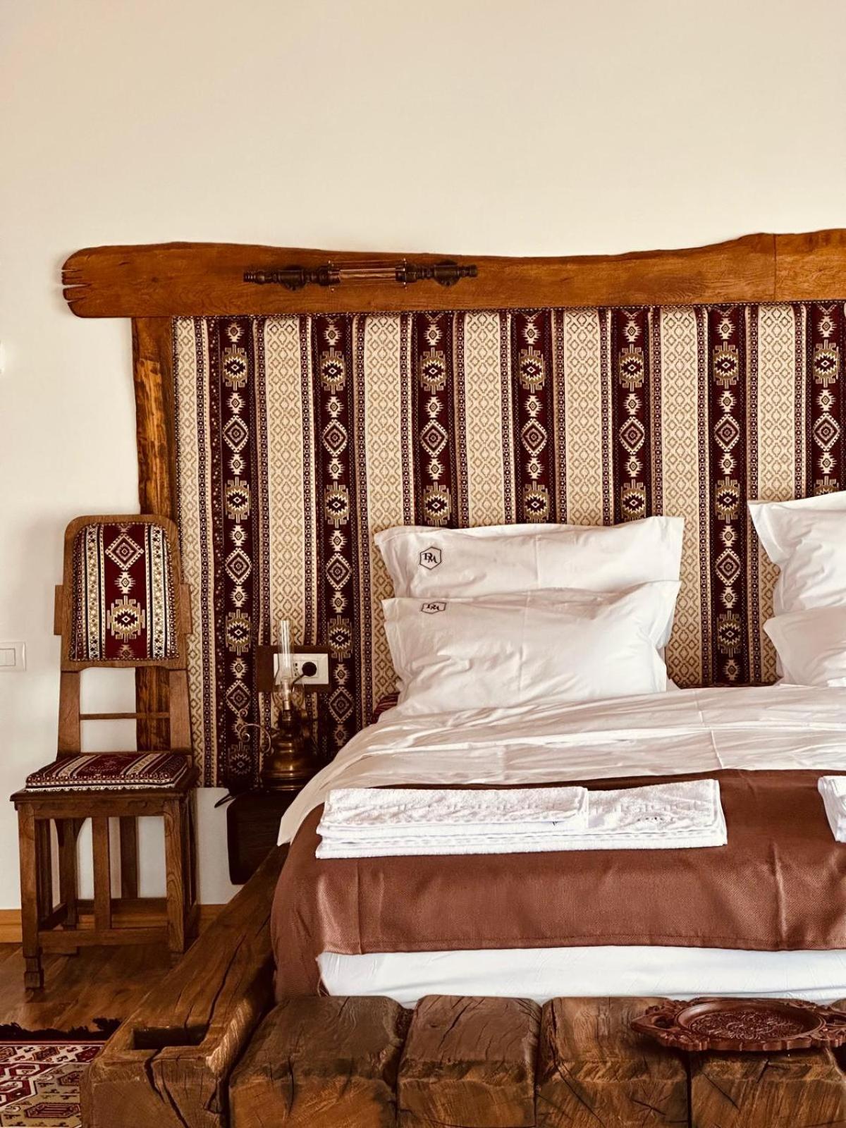 Deluxe Double Room photo 2