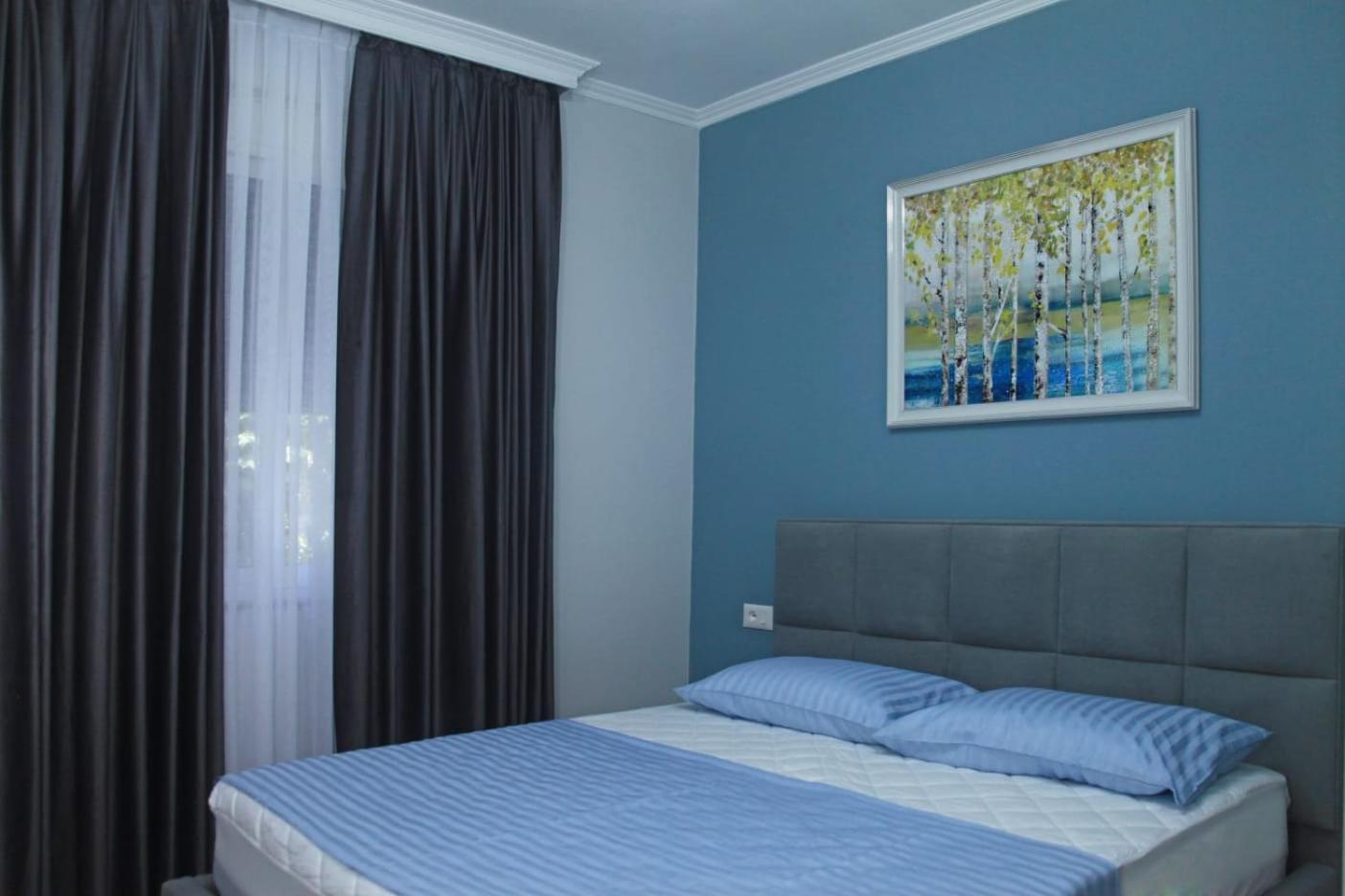 Deluxe One-Bedroom Apartment with Ocean View