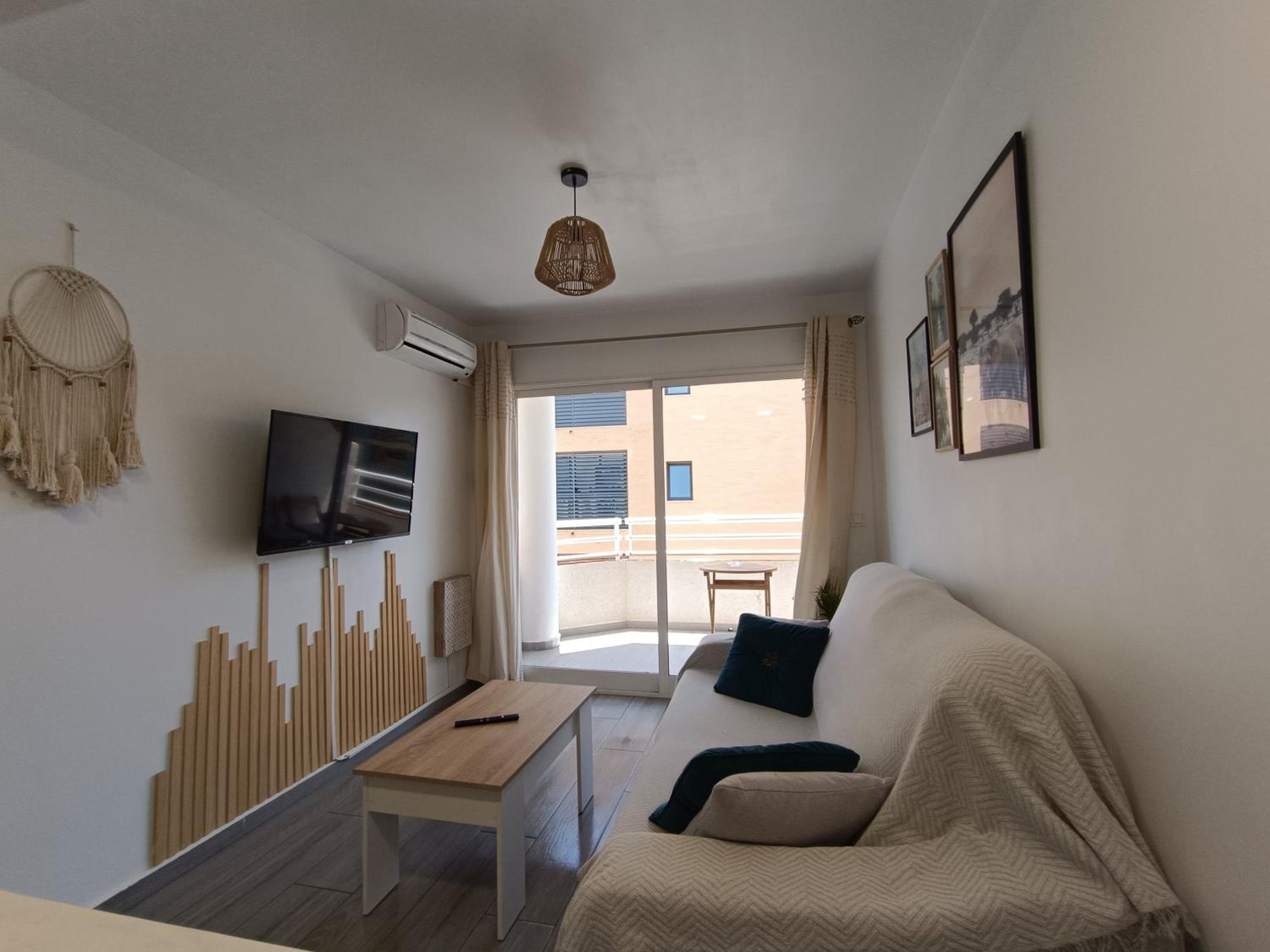 One-Bedroom Apartment photo 2