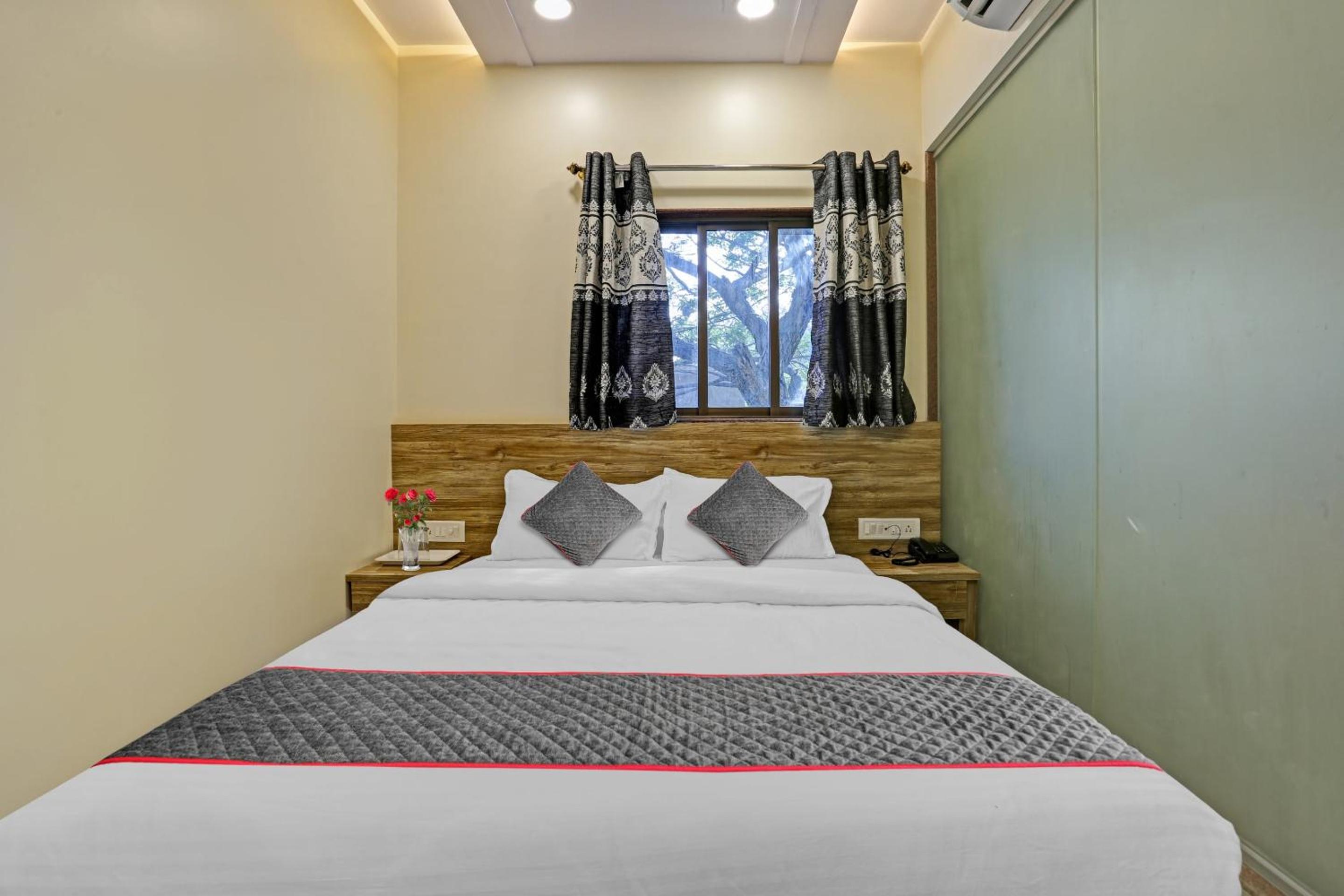 Classic Triple Room - Photo 6