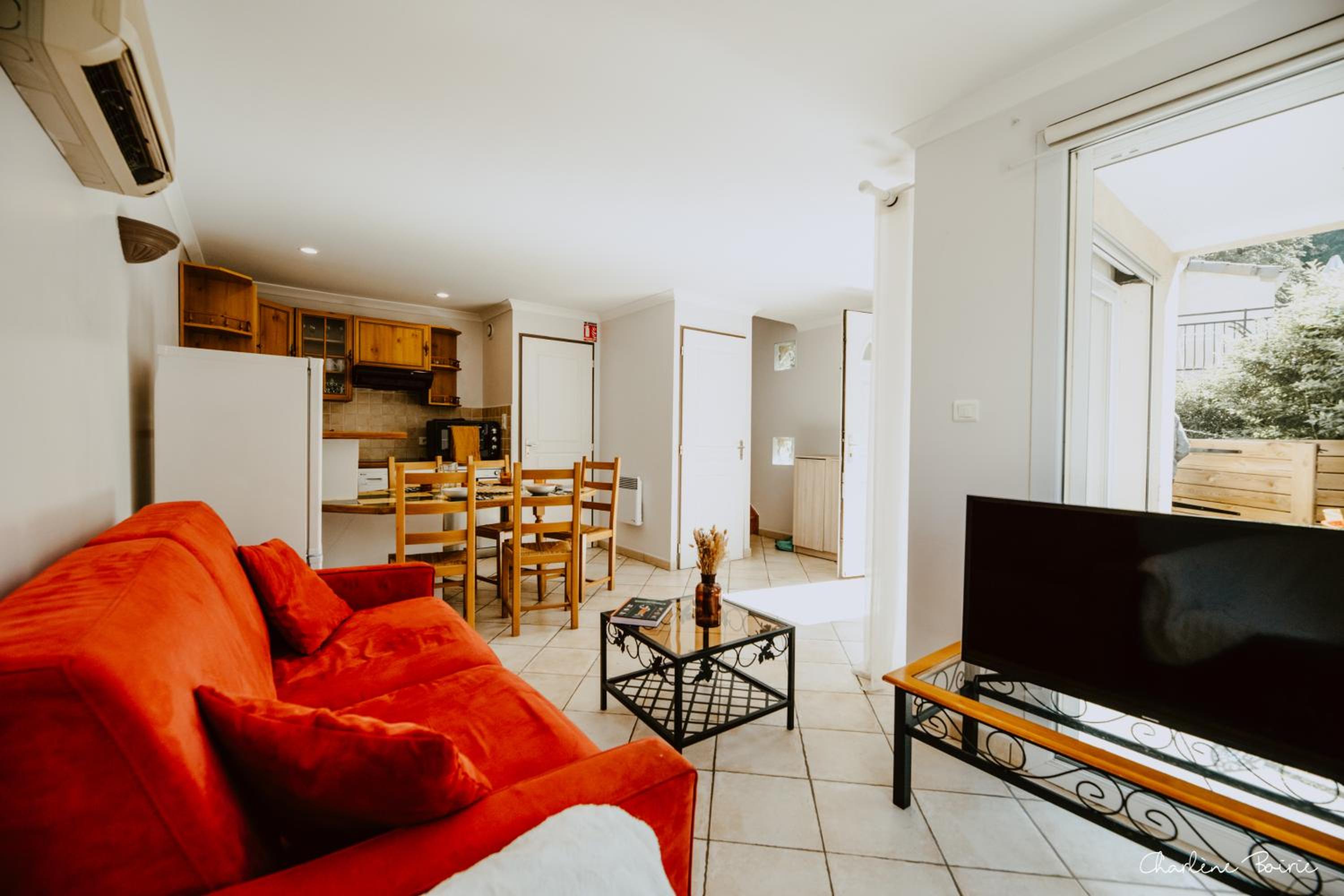Apartment photo 1