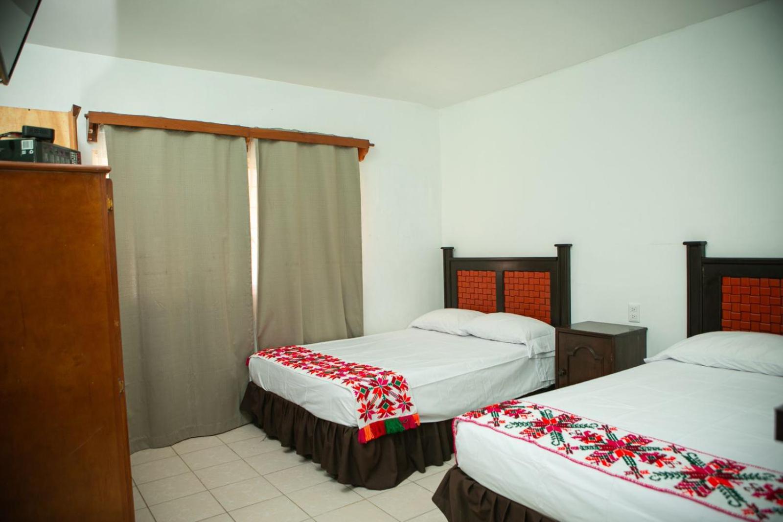 Two-Bedroom House photo 2