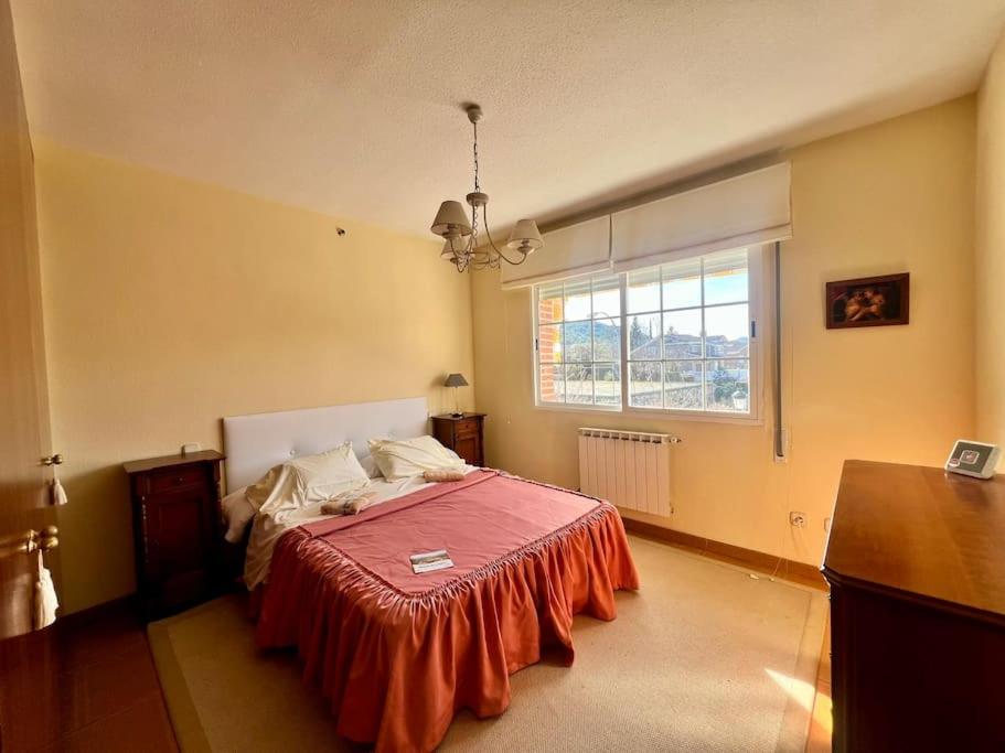 Casa de cuatro habitaciones