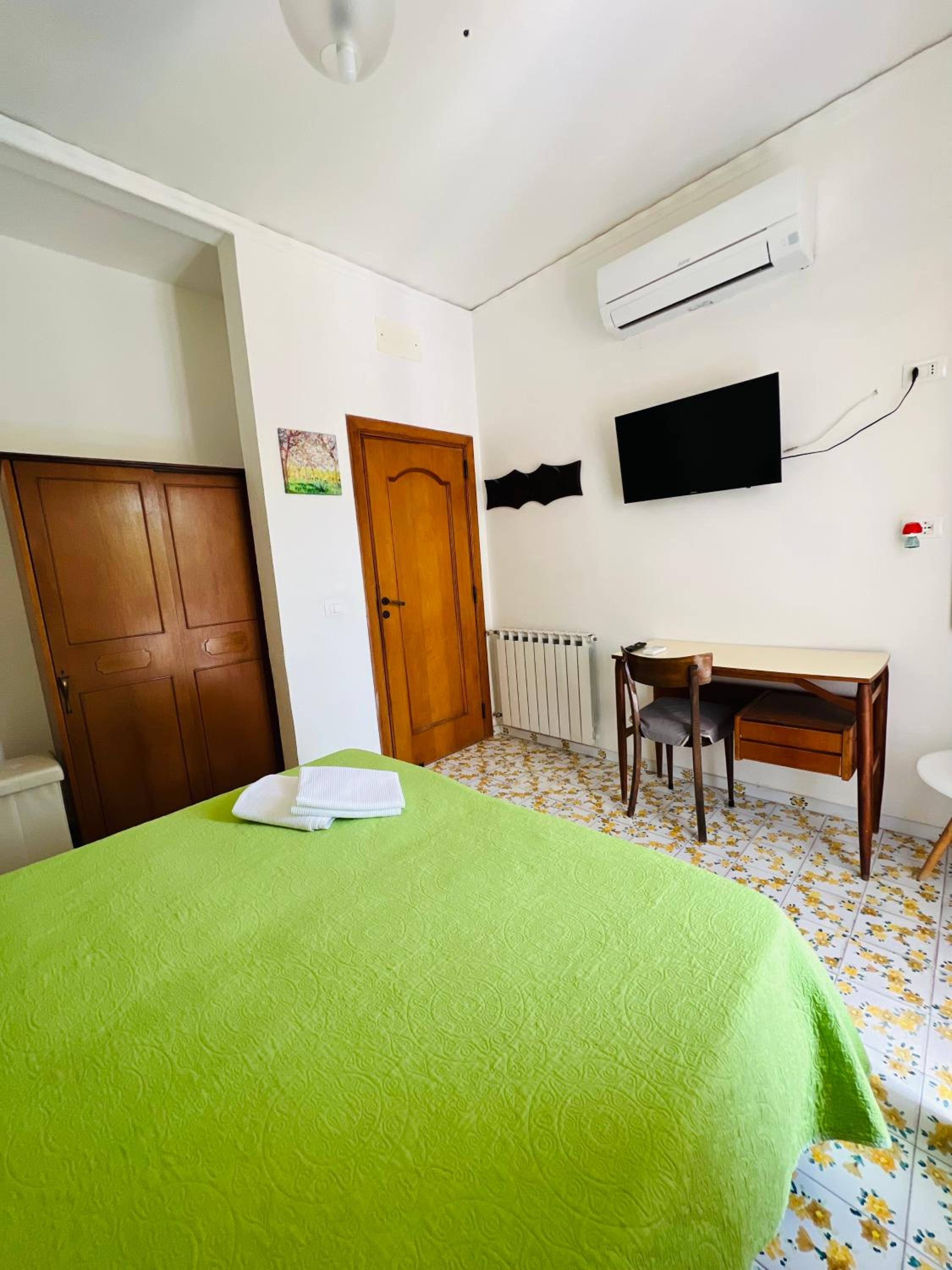 Studio With Balcony