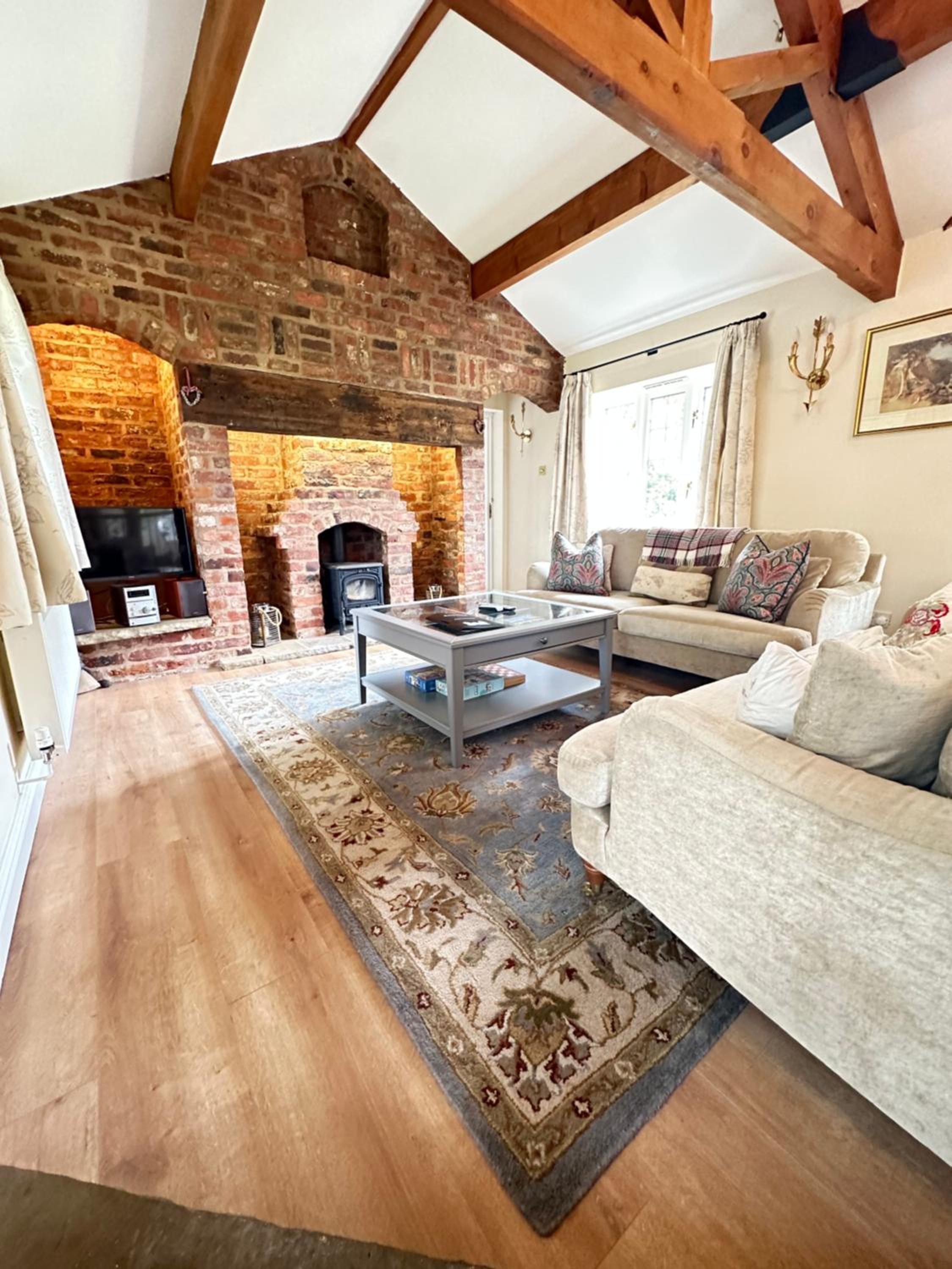 One-Bedroom House photo 1