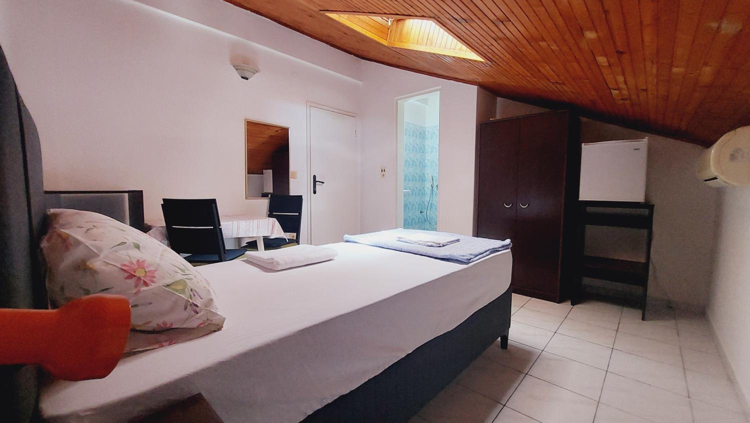 Single Room With Private Bathroom