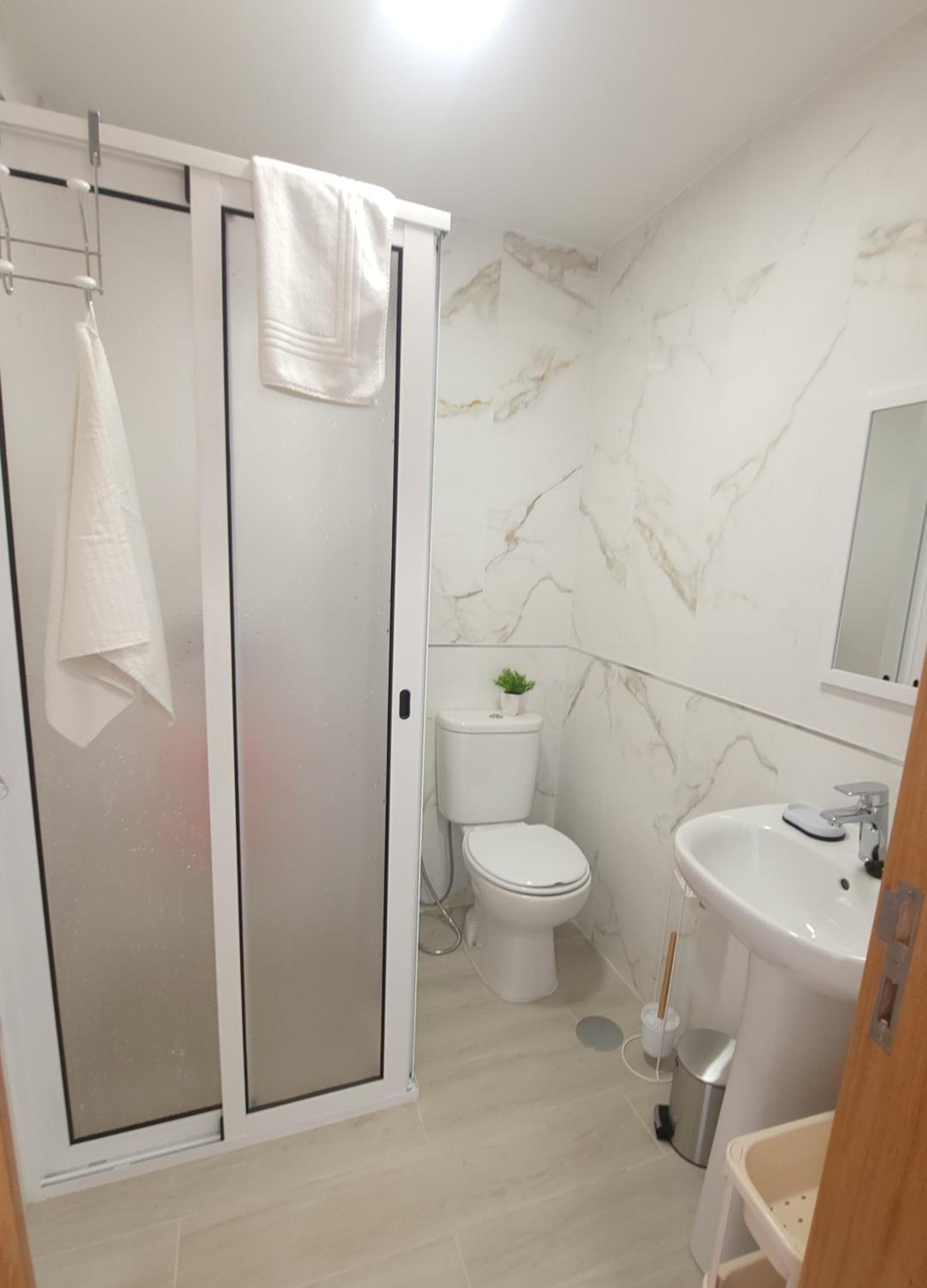 One-Bedroom House photo 2
