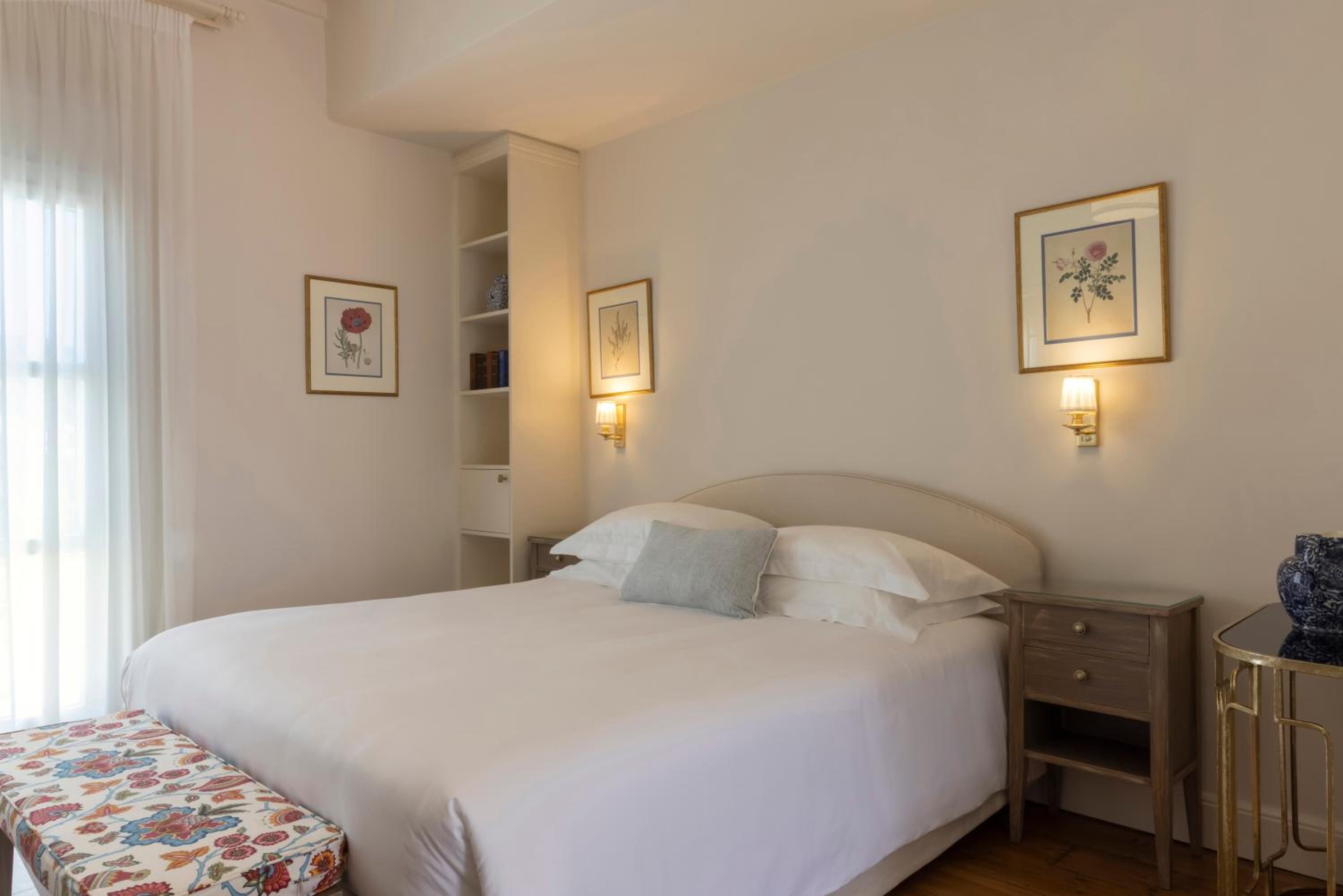 Superior Double Room - Photo 8