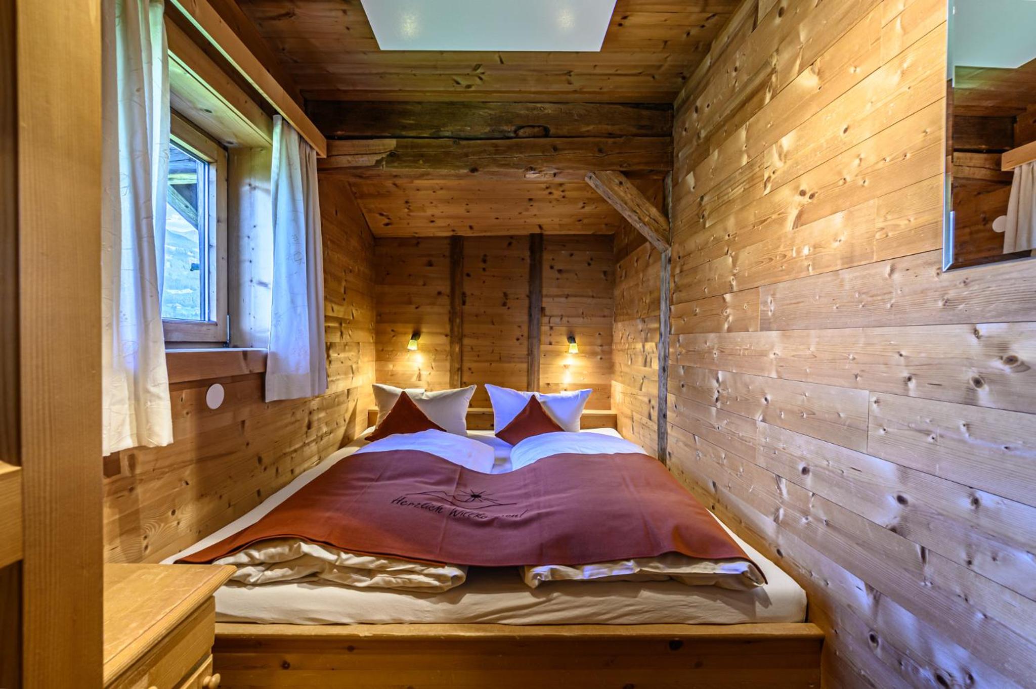 Standard Three-Bedroom Chalet with Terrace photo 1
