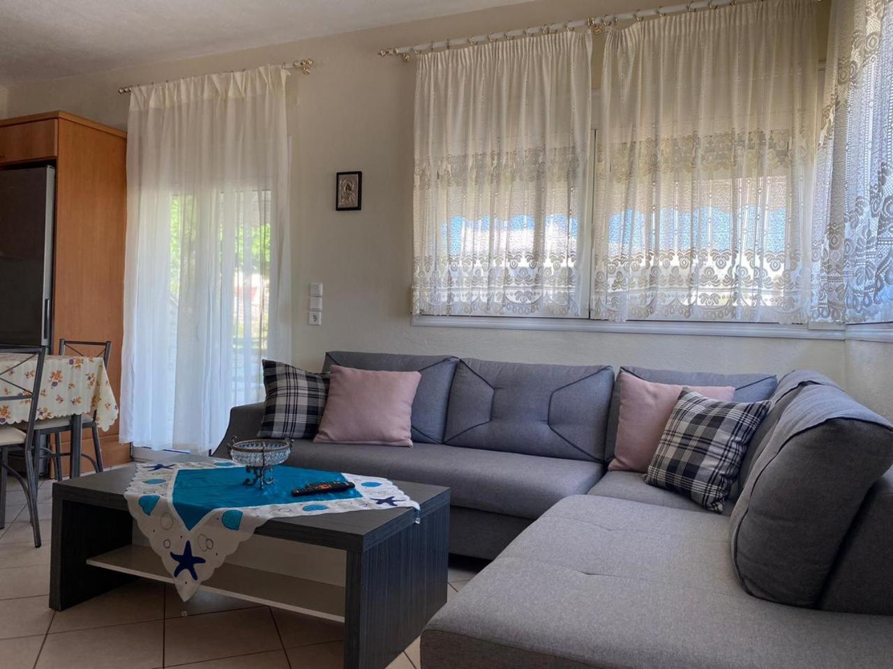 Three-Bedroom Villa photo 1
