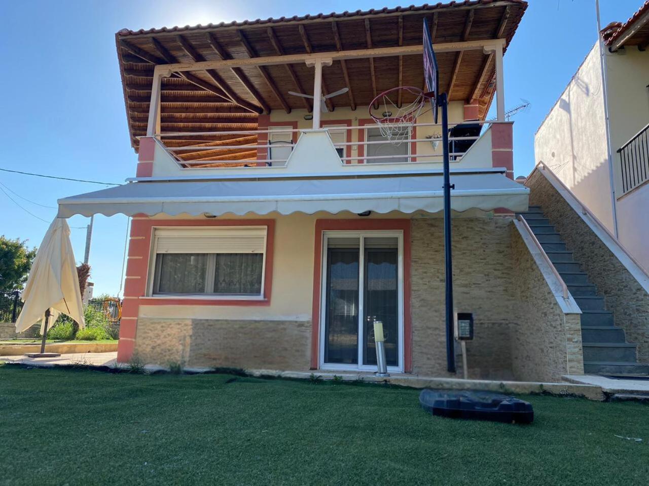 Three-Bedroom Villa photo 3