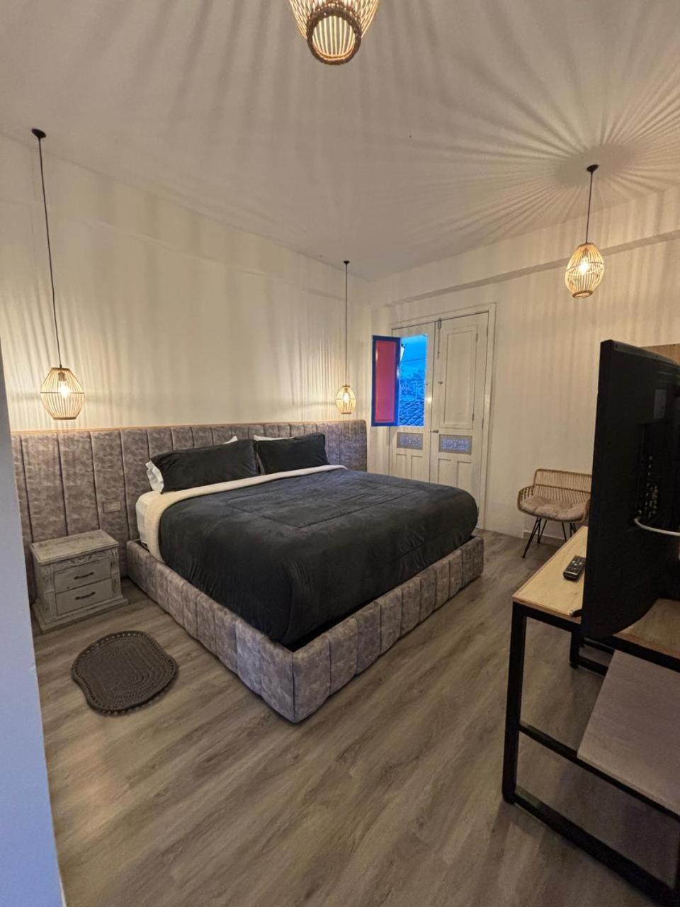 Deluxe Suite with Spa Bath
