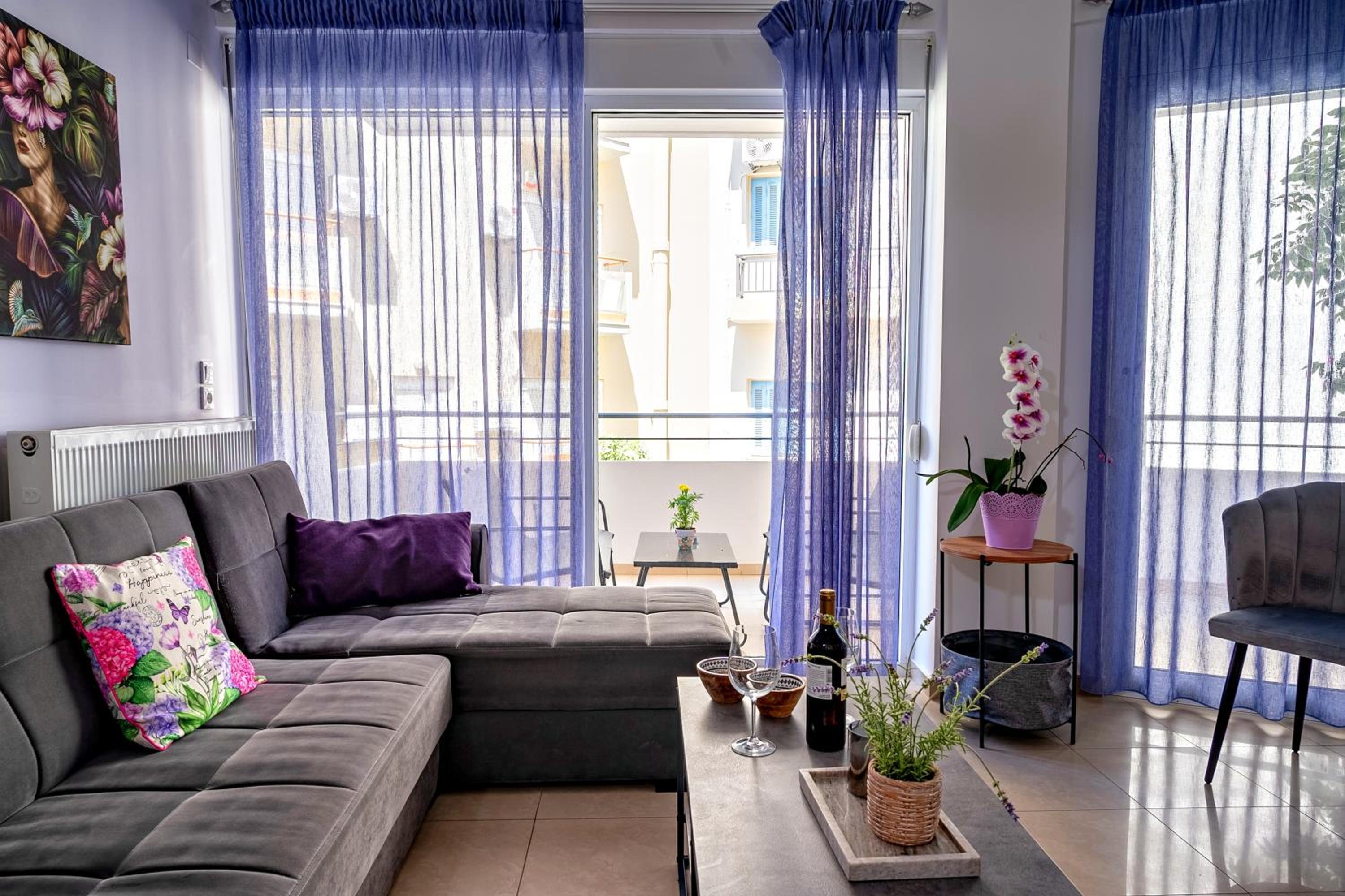 Apartment with Garden View