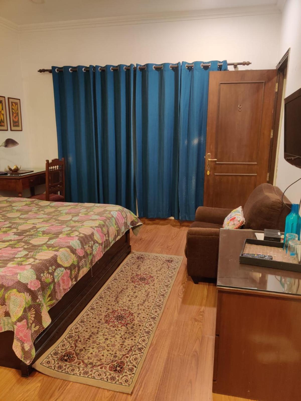 Deluxe Room - Photo 9