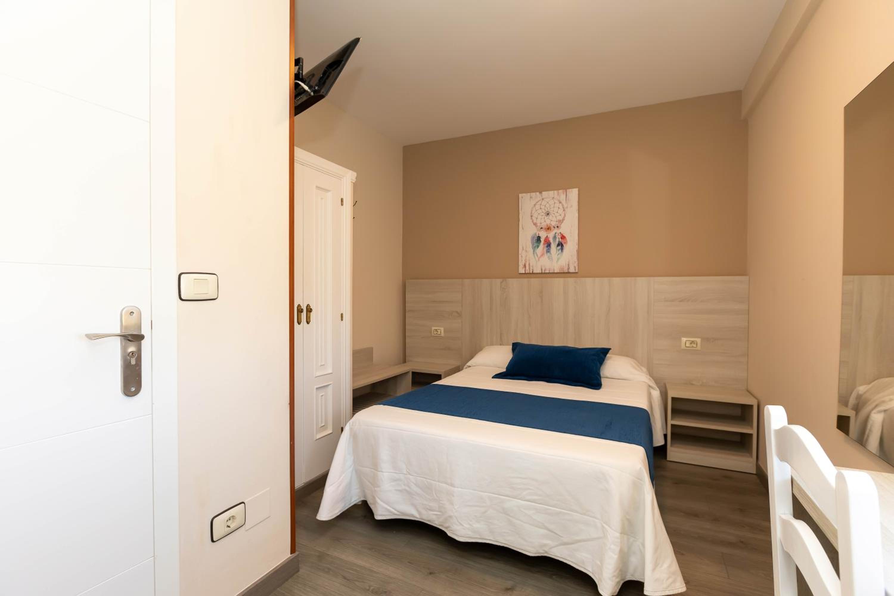 Habitación Individual Pequeña