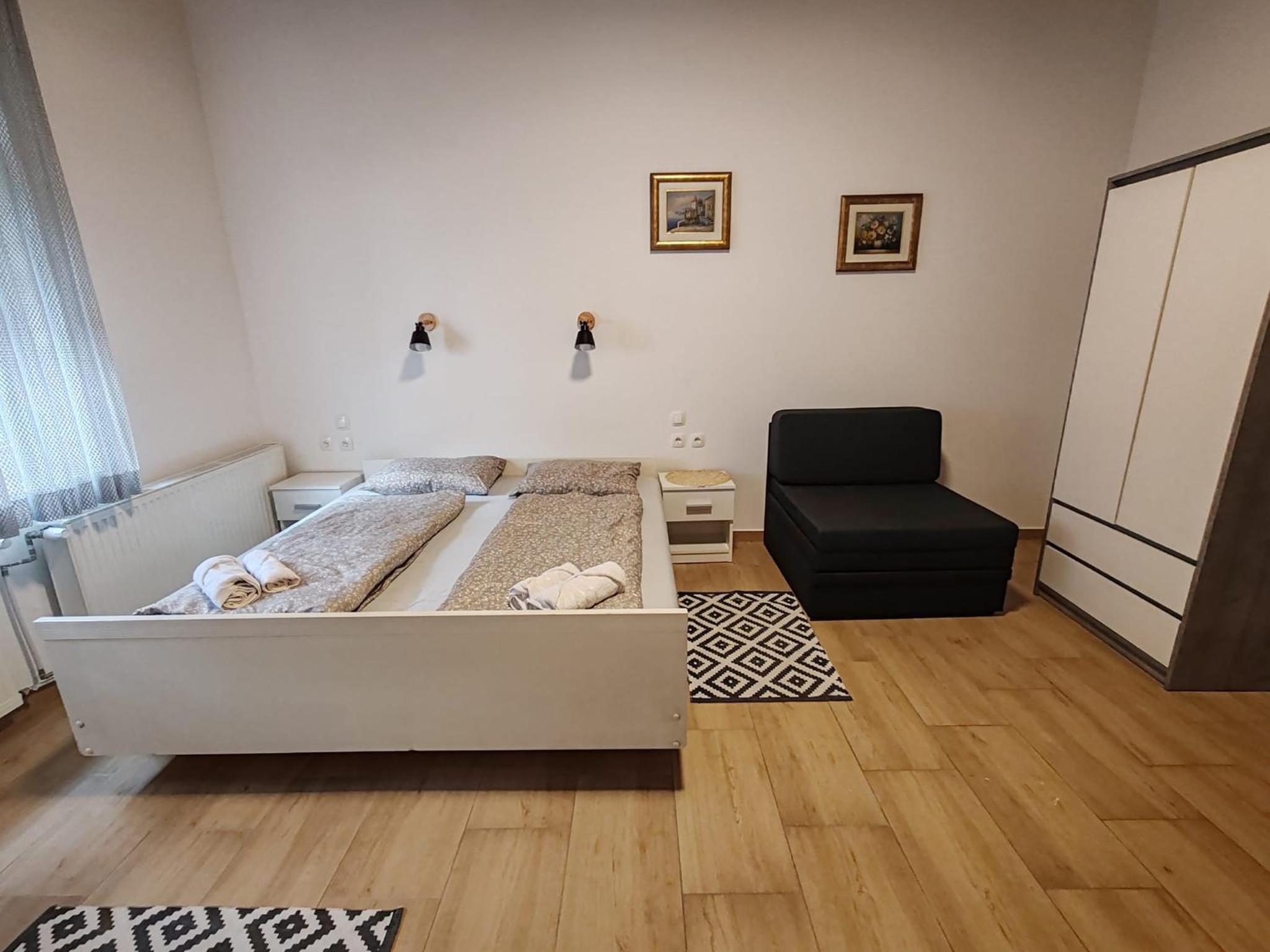 Triple Room - Photo 1