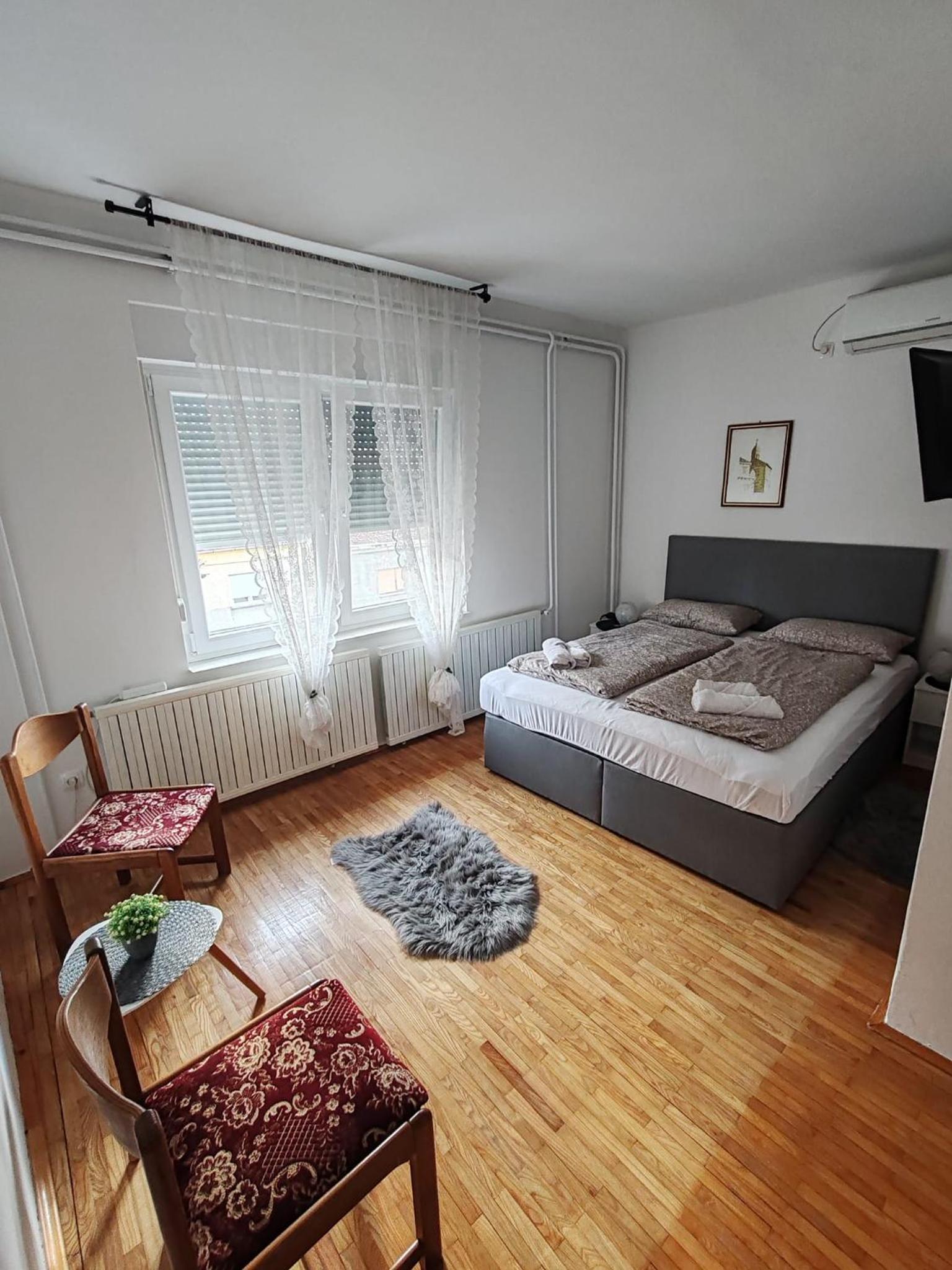 Double Room photo 1