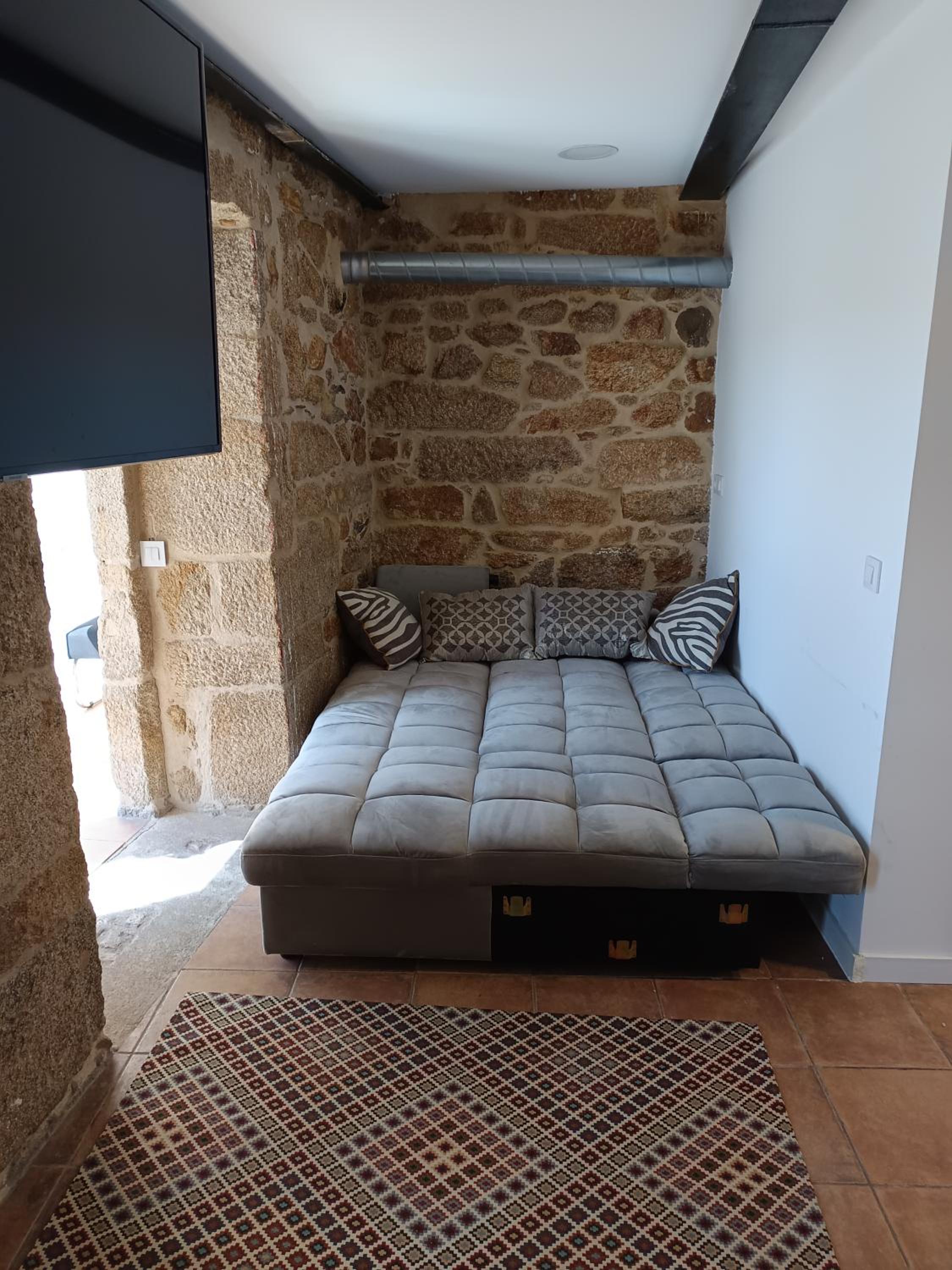 Apartamento loft de una habitación con balcón