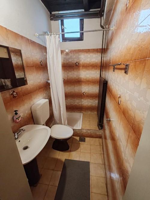Triple Room - Photo 12
