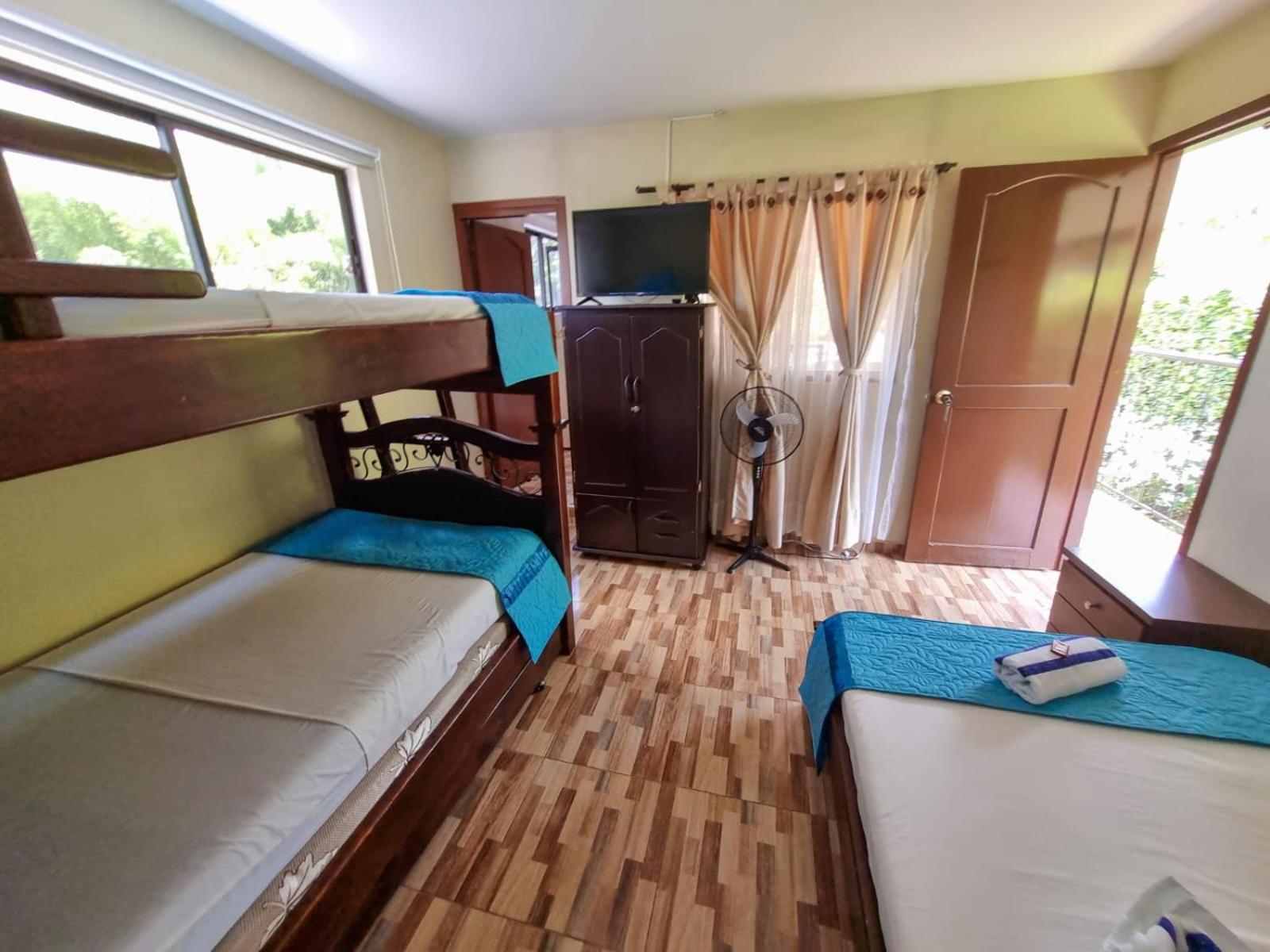 Classic Quadruple Room photo 1