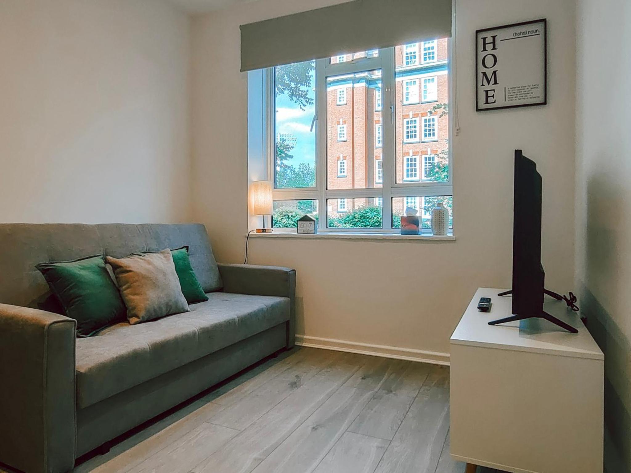 One-Bedroom Apartment photo 3