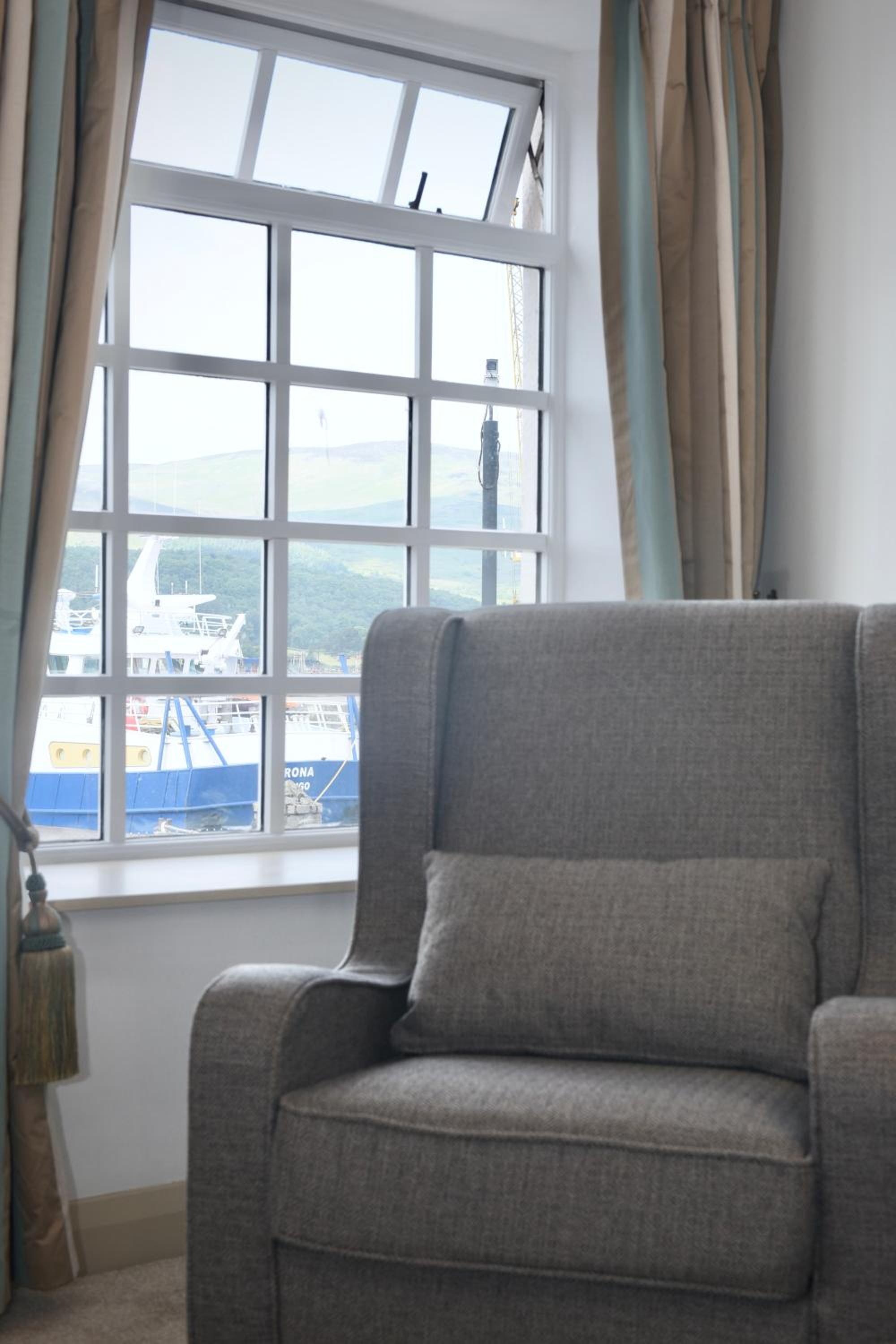 Double or Twin Room - Photo 8