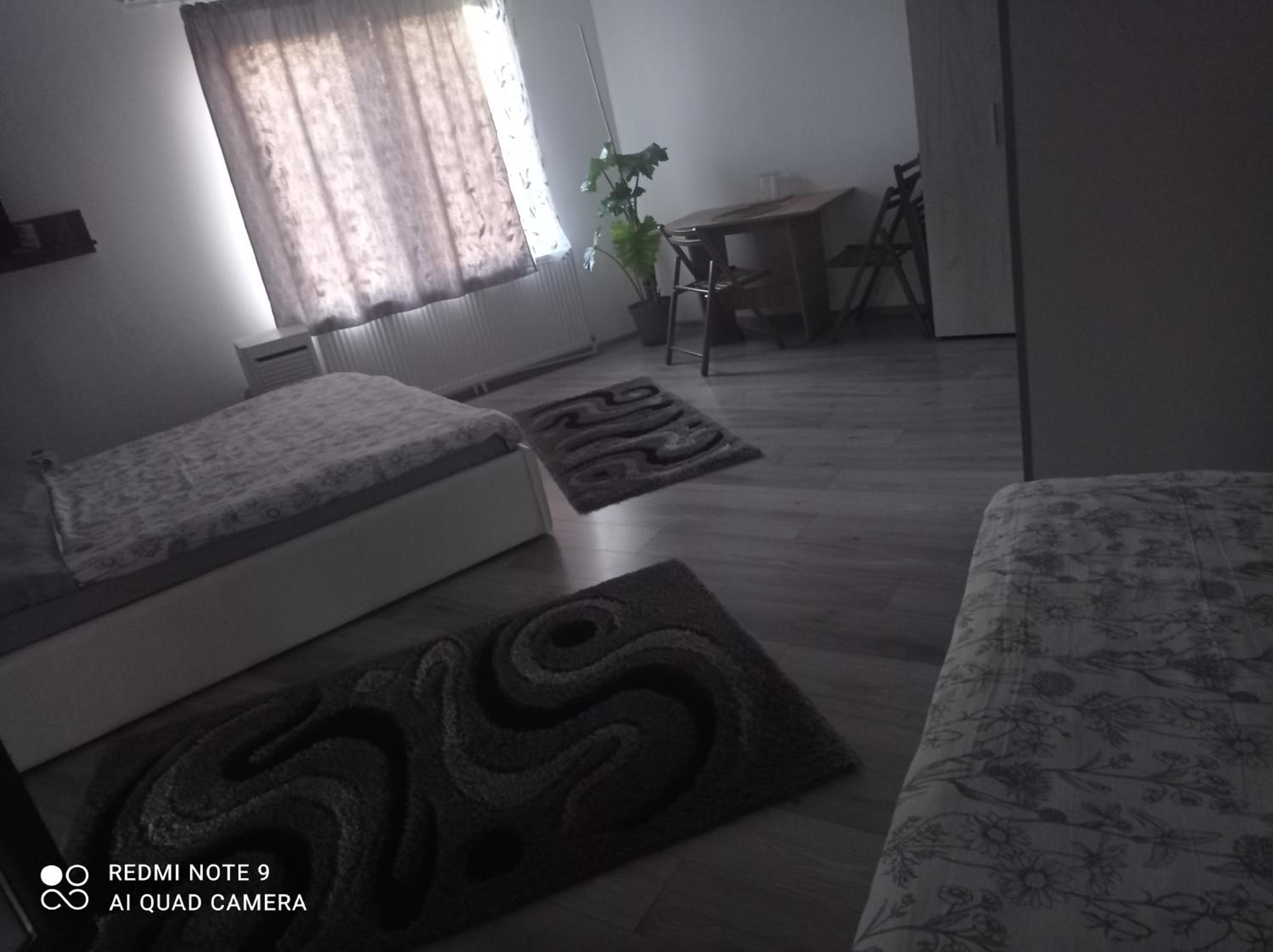 Quadruple Room - Photo 1