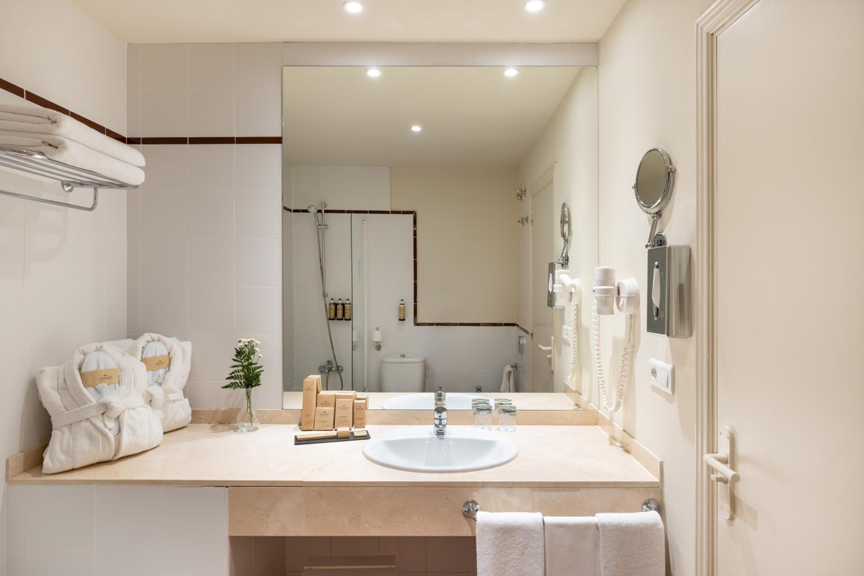 Superior Double Room - Photo 6