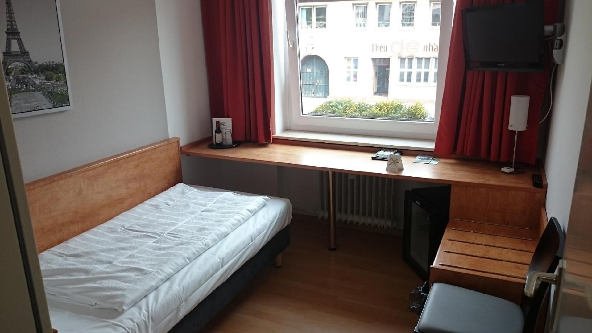 Single Room