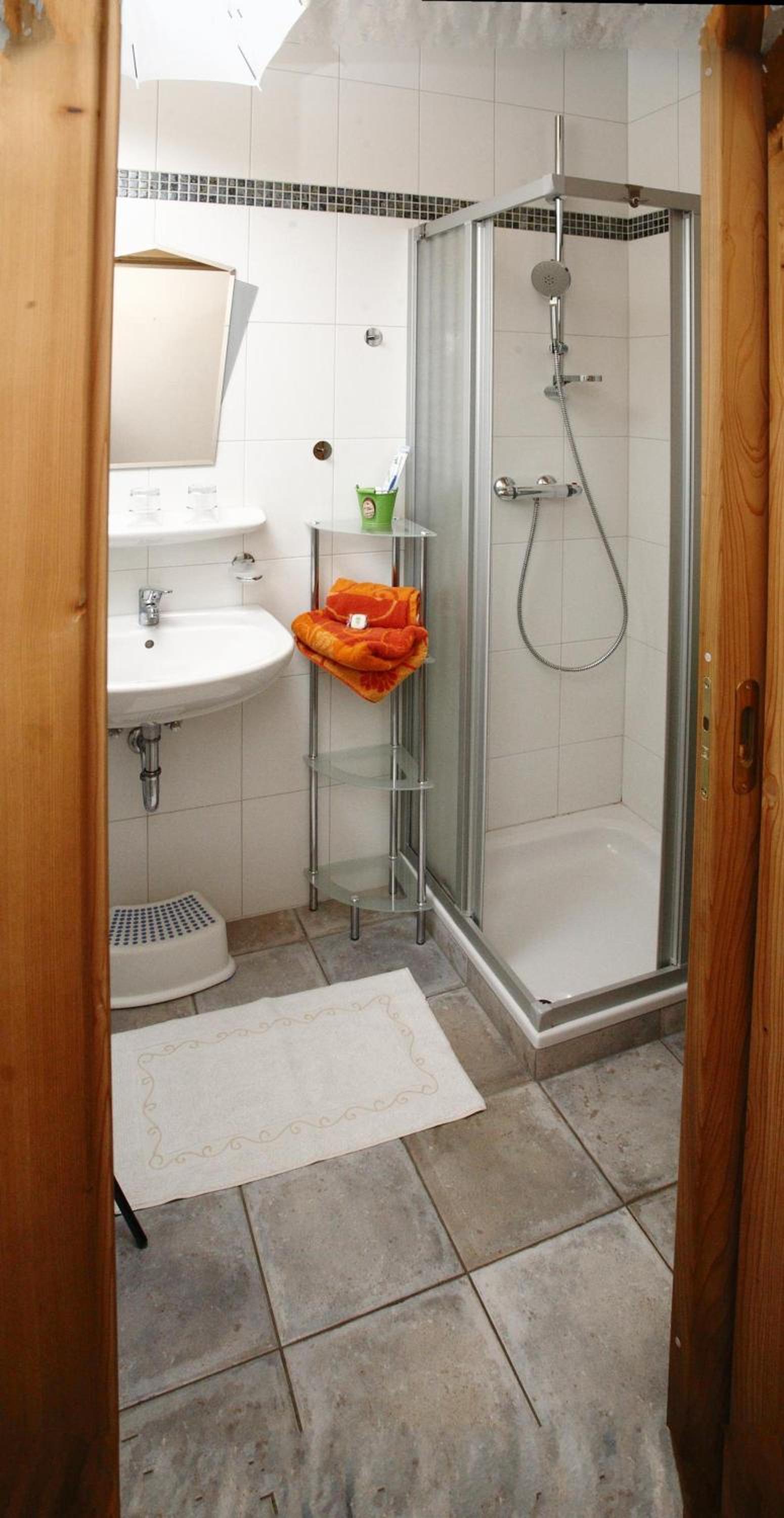 Two-Bedroom Apartment with Balcony photo 2