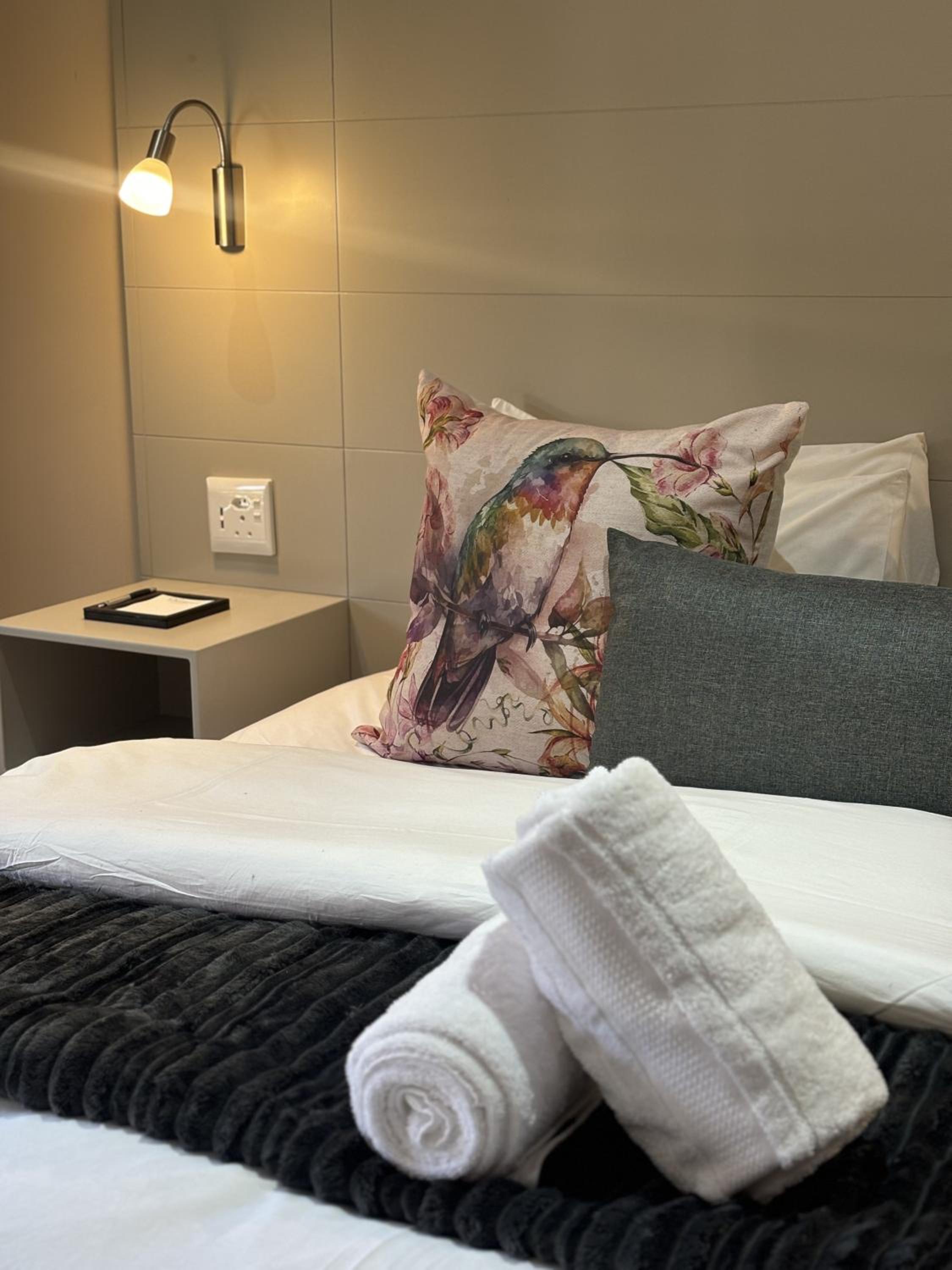 King Room with Balcony photo 1