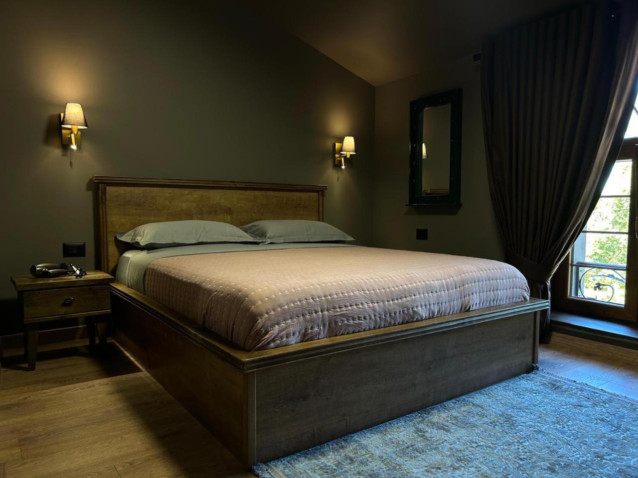 Double Room with Lake View photo 3