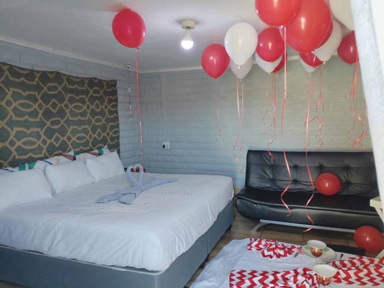 Deluxe Double Room With Shower photo 1
